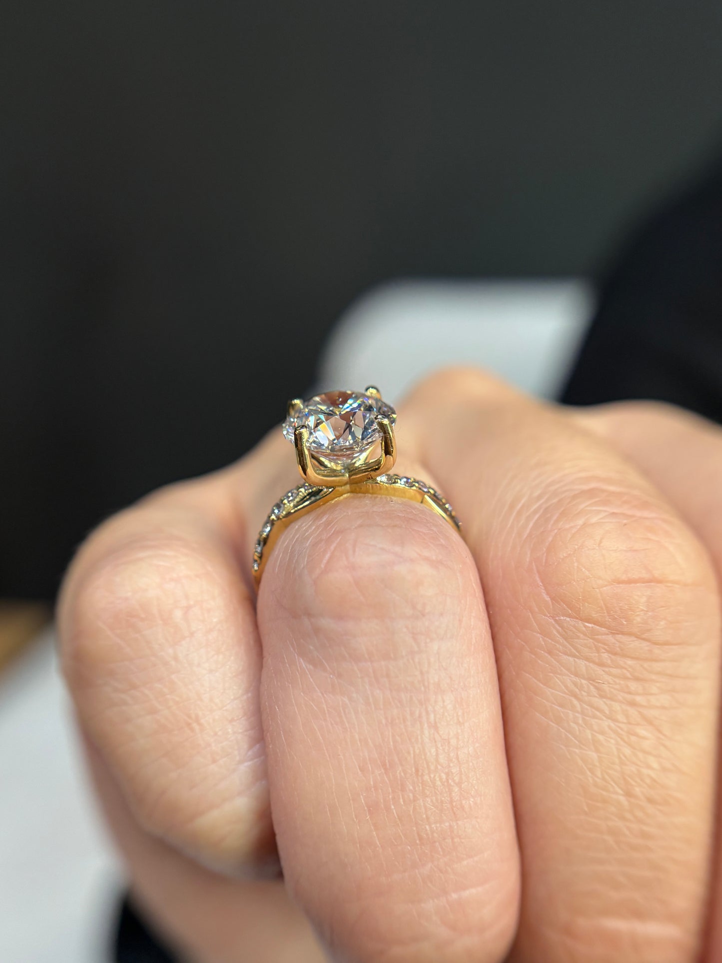 Anillo de compromiso en Oro