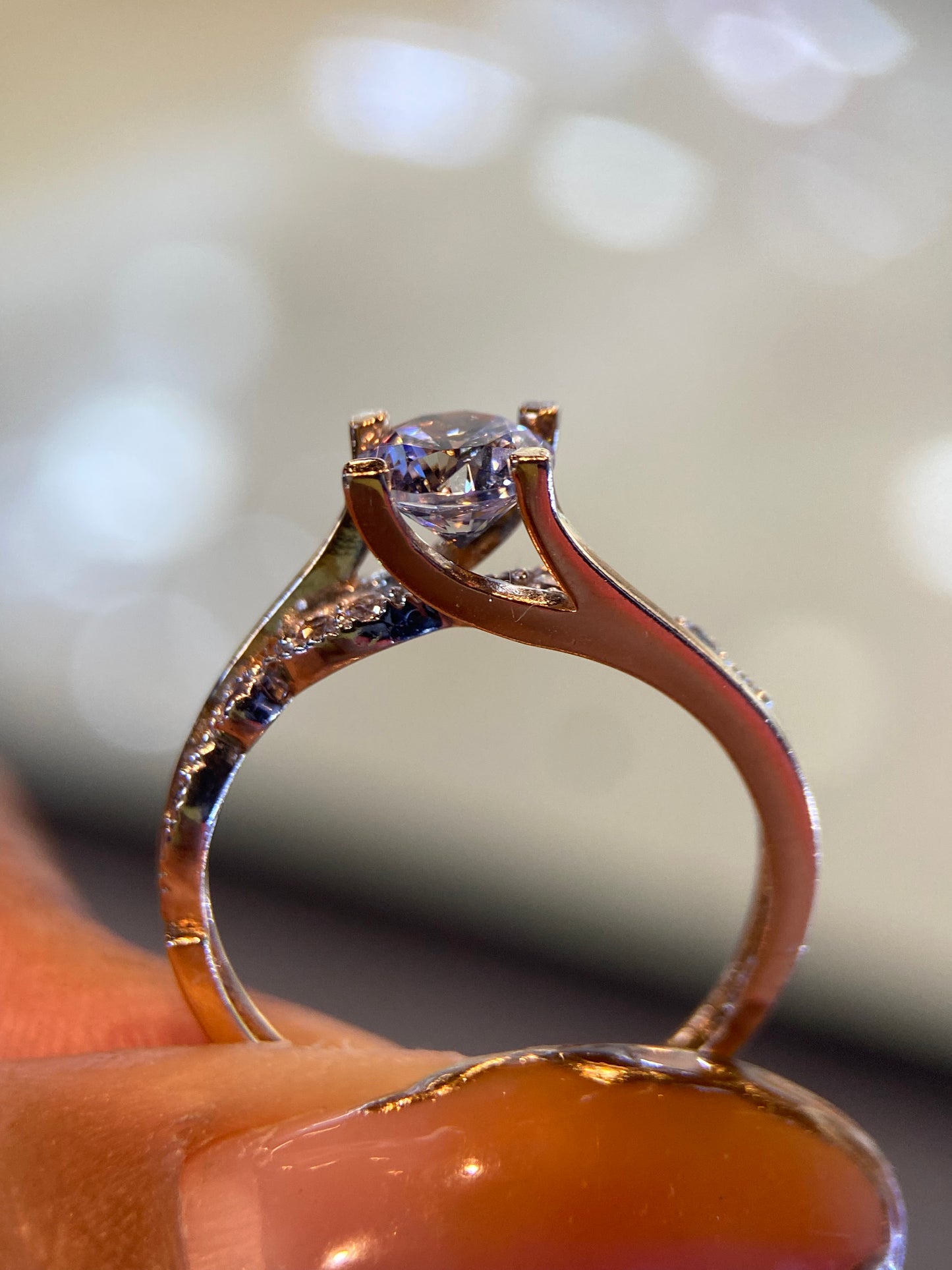 Anillo de compromiso en oro