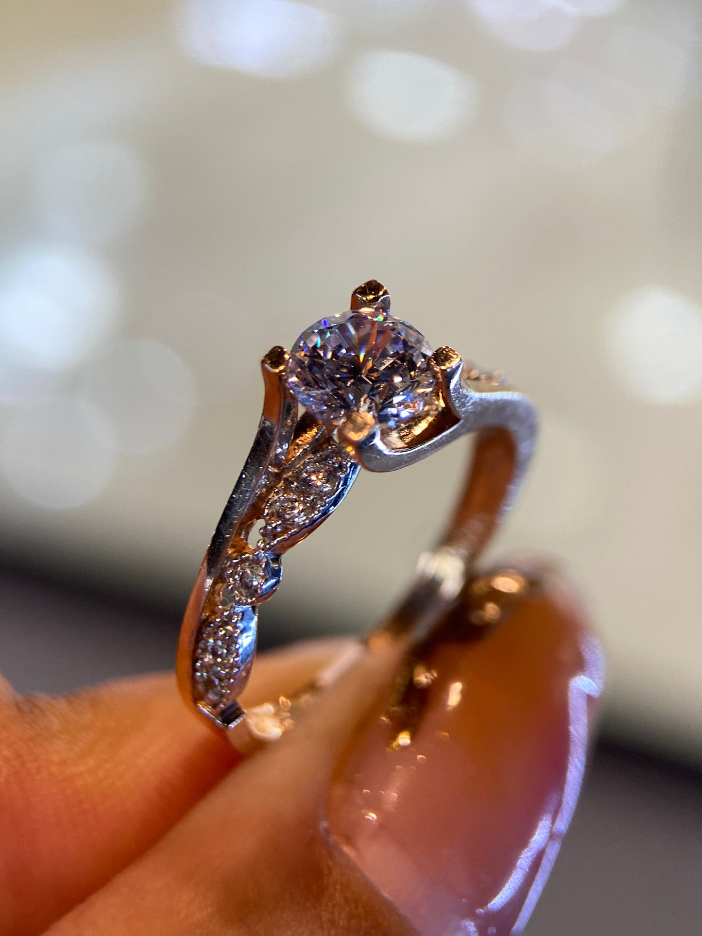 Anillo de compromiso en oro