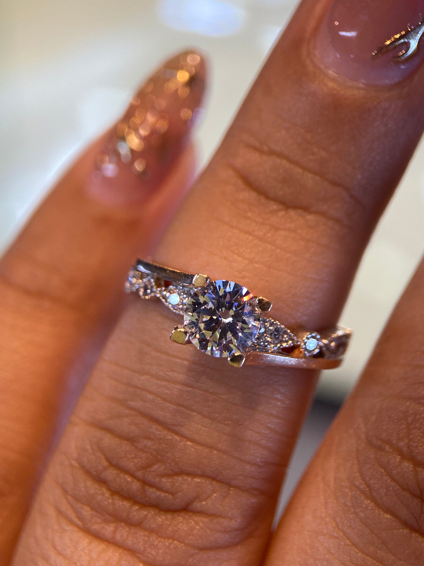 Anillo de compromiso en oro