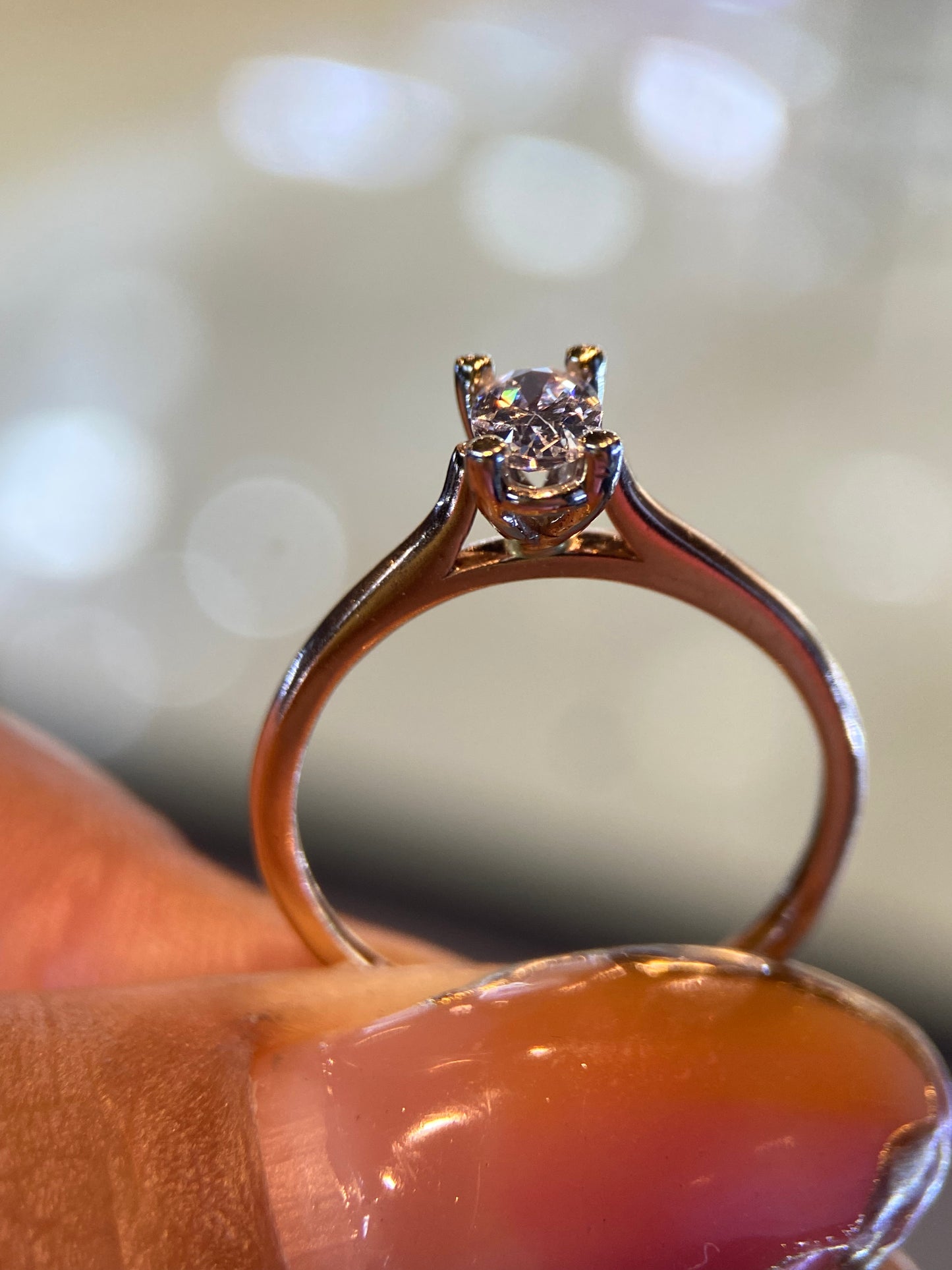 Anillo de compromiso en oro