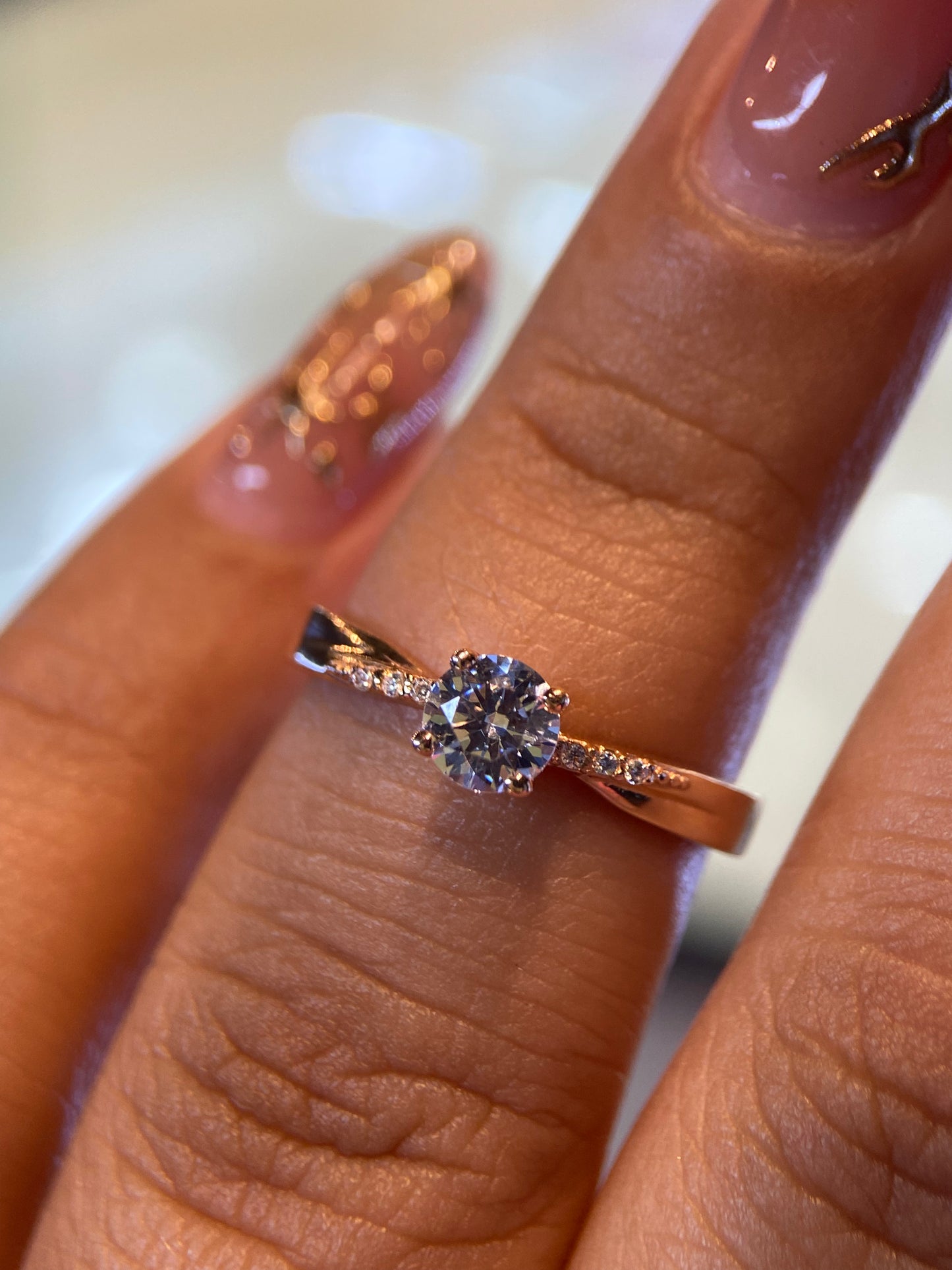 Anillo de compromiso en oro