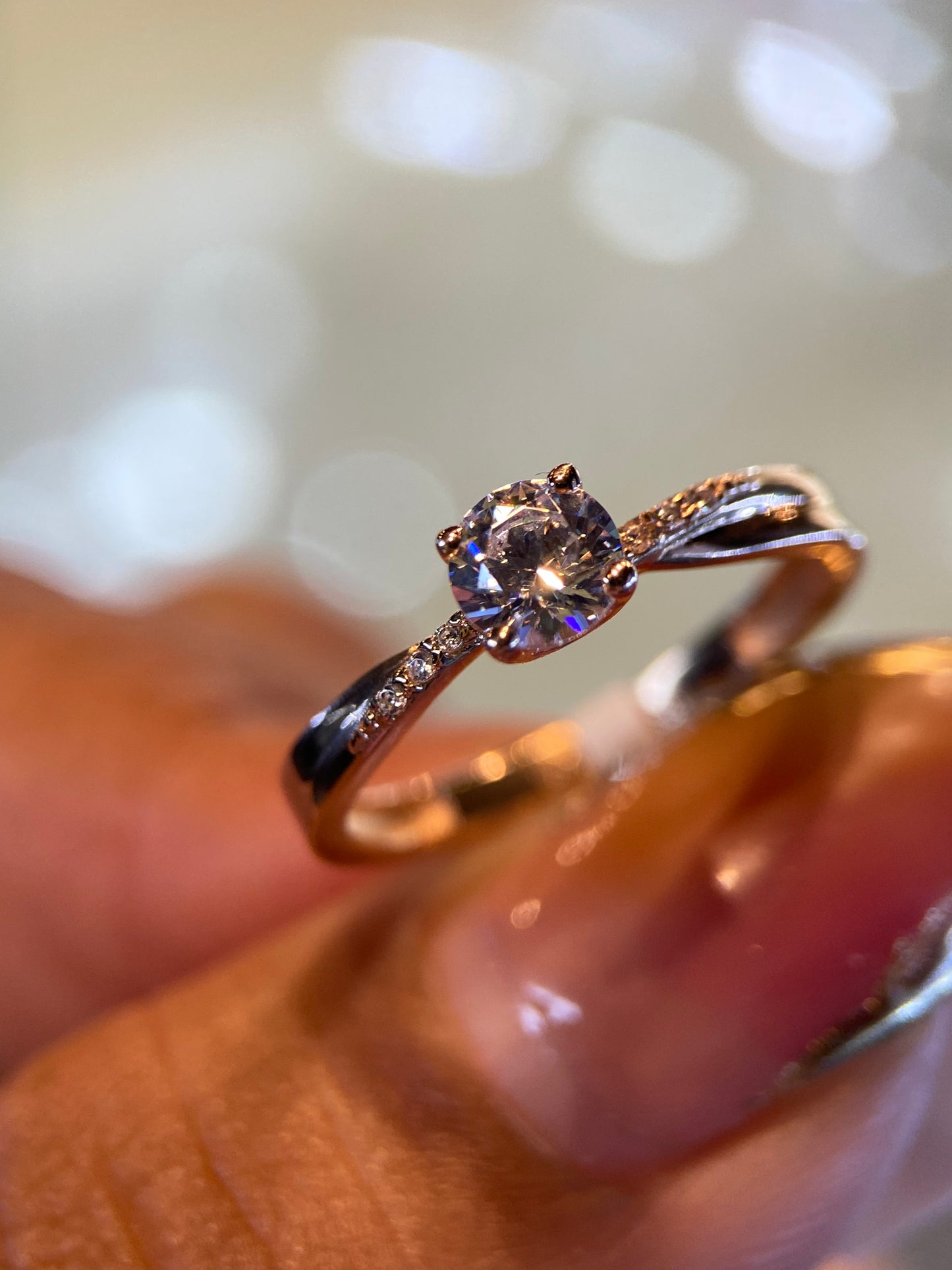 Anillo de compromiso en oro