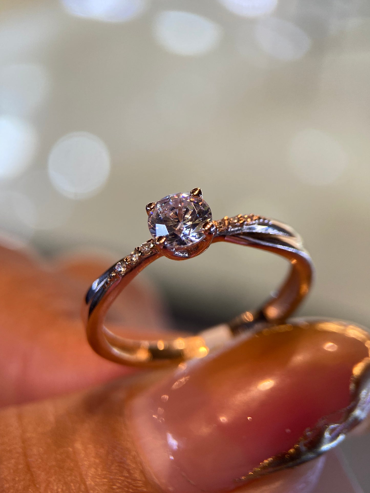 Anillo de compromiso en oro