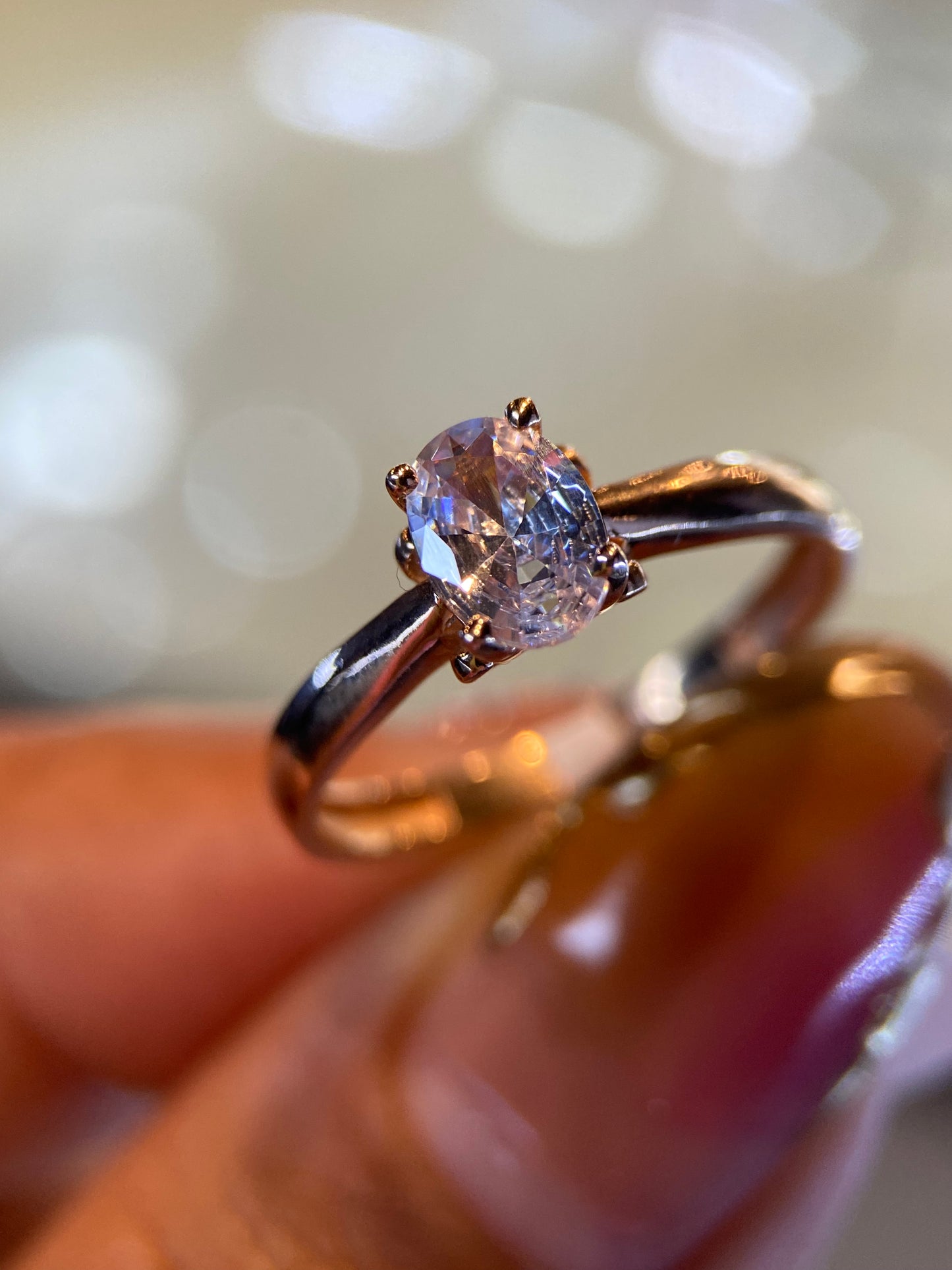 Anillo de compromiso en oro