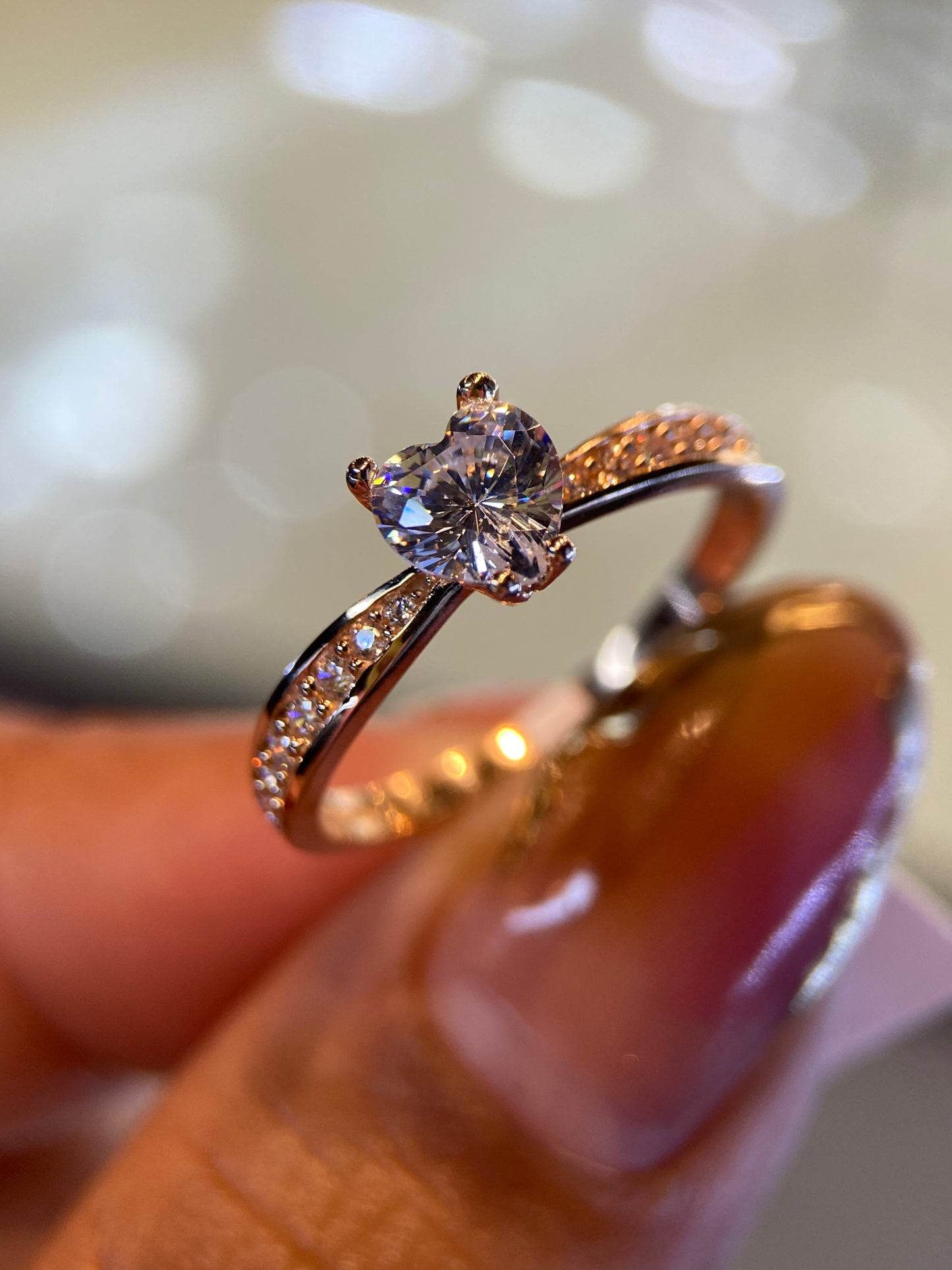 Anillo de compromiso en oro