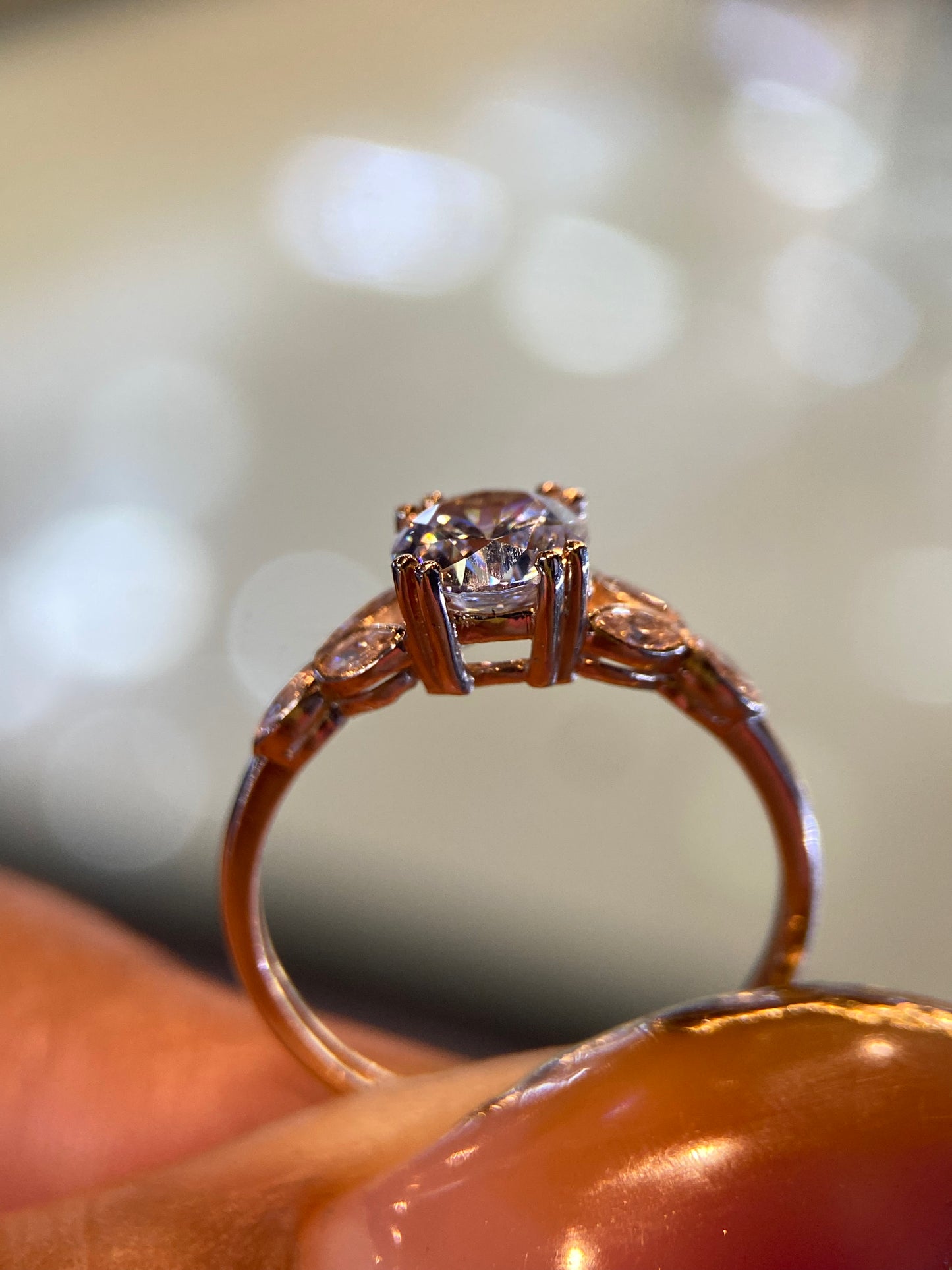 Anillo de compromiso en oro