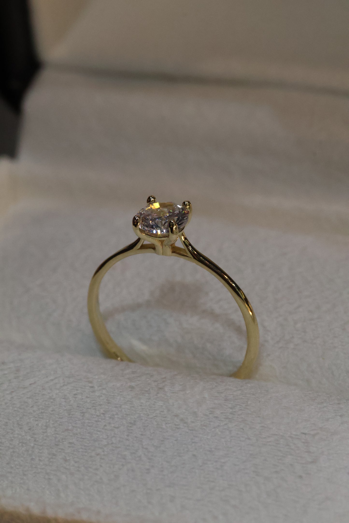 Engagement Ring in 10k Yellow Gold with Zirconia Cod: MAN034