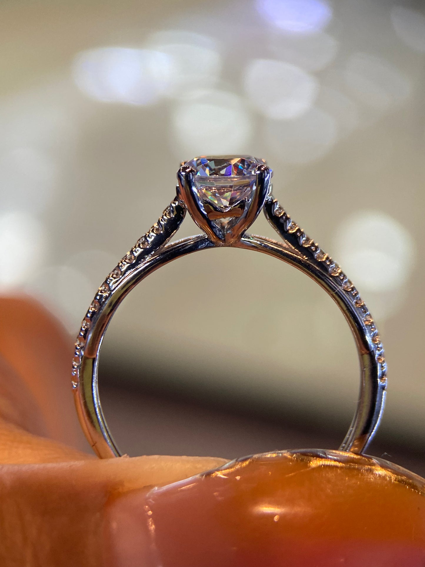 Anillo de compromiso en oro