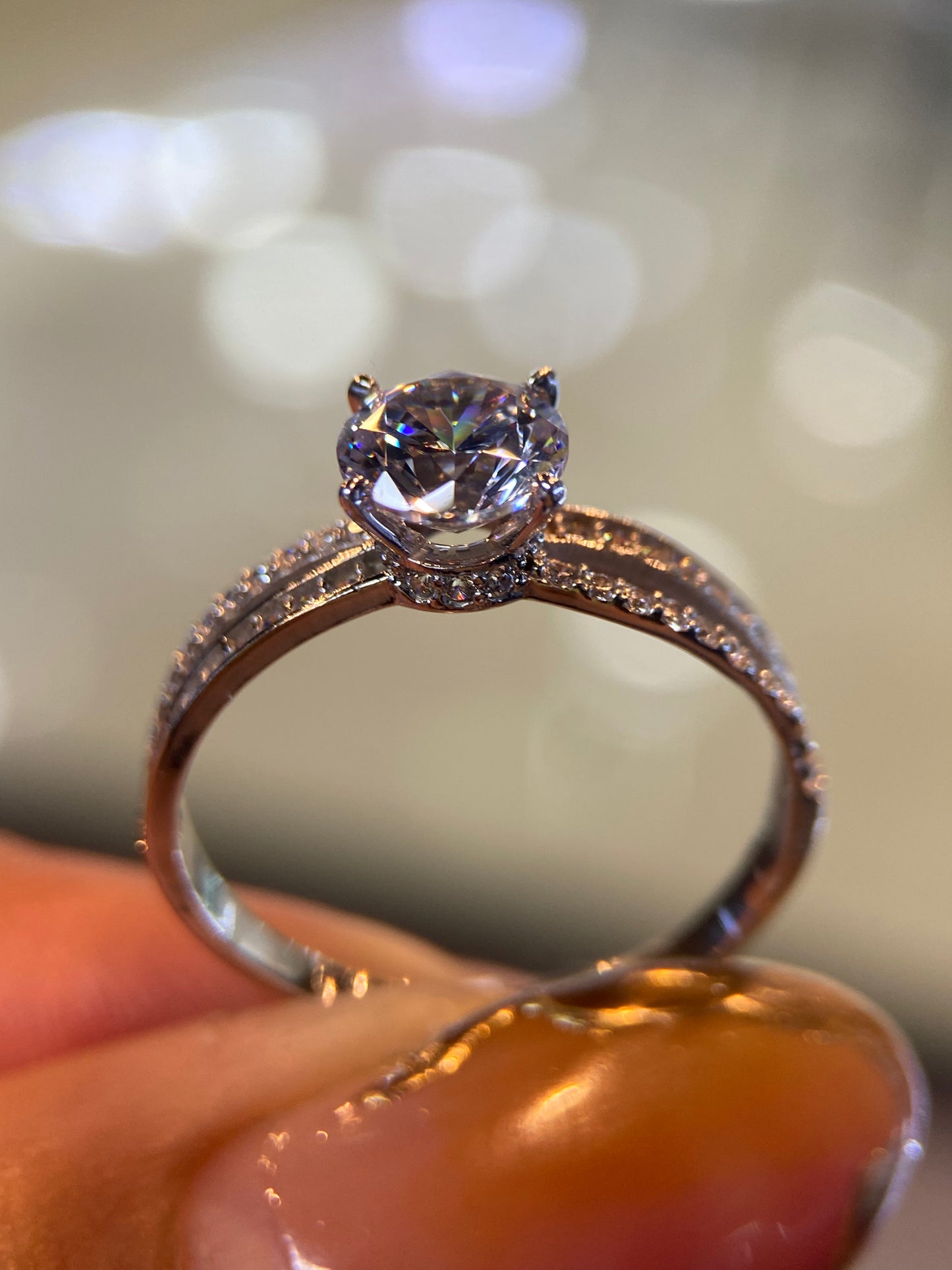 Anillo de compromiso en oro