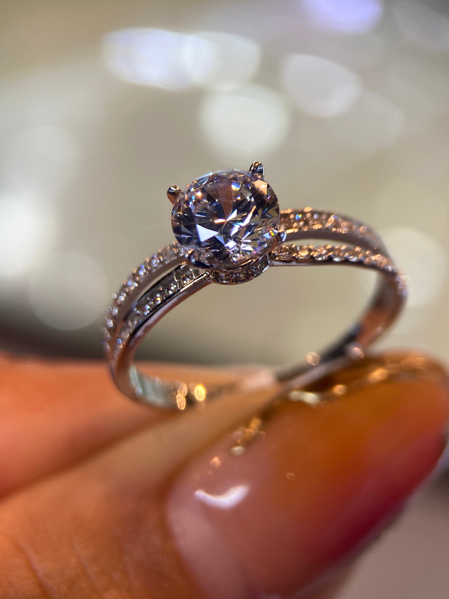 Anillo de compromiso en oro