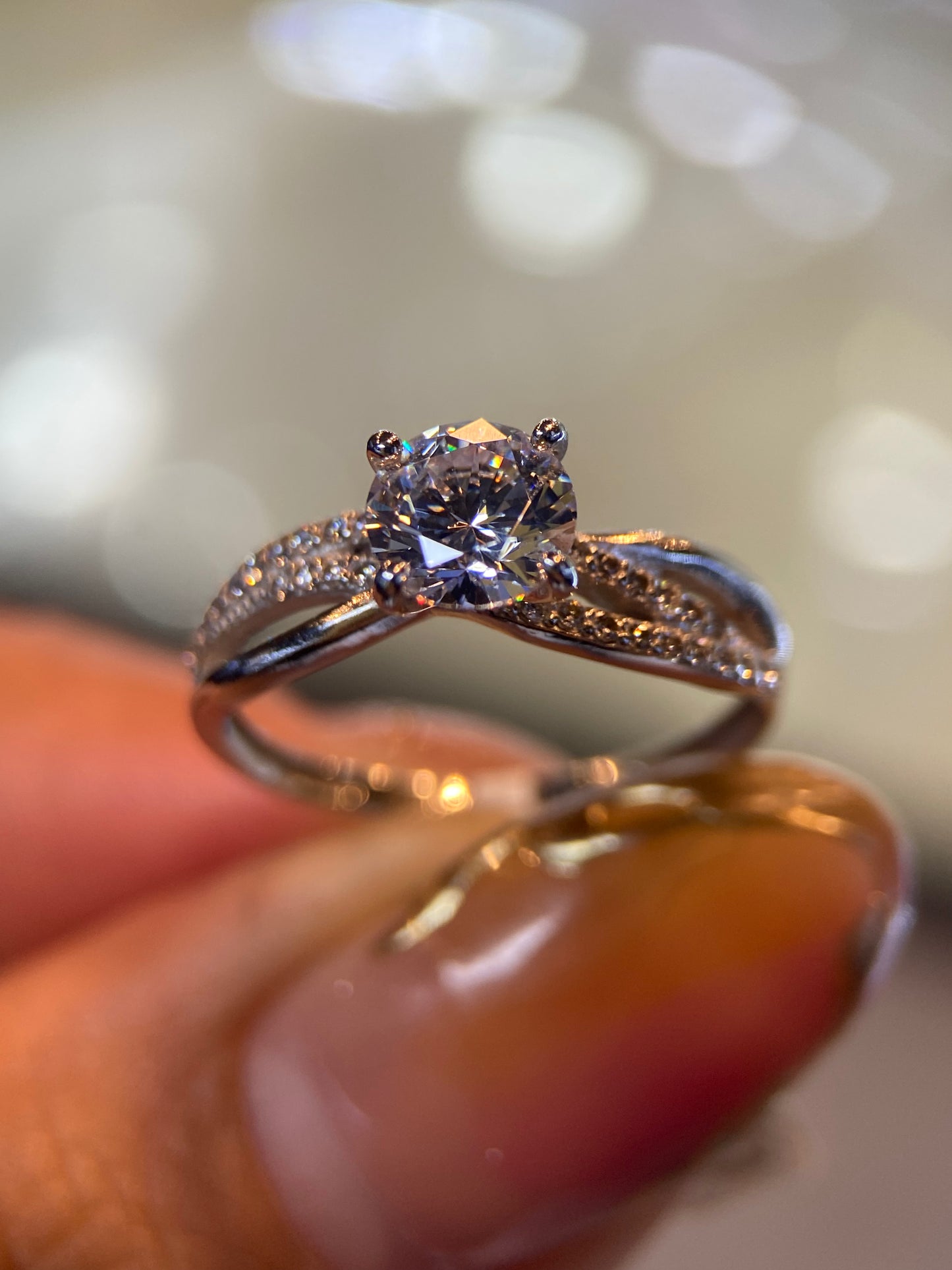 Anillo de compromiso en oro