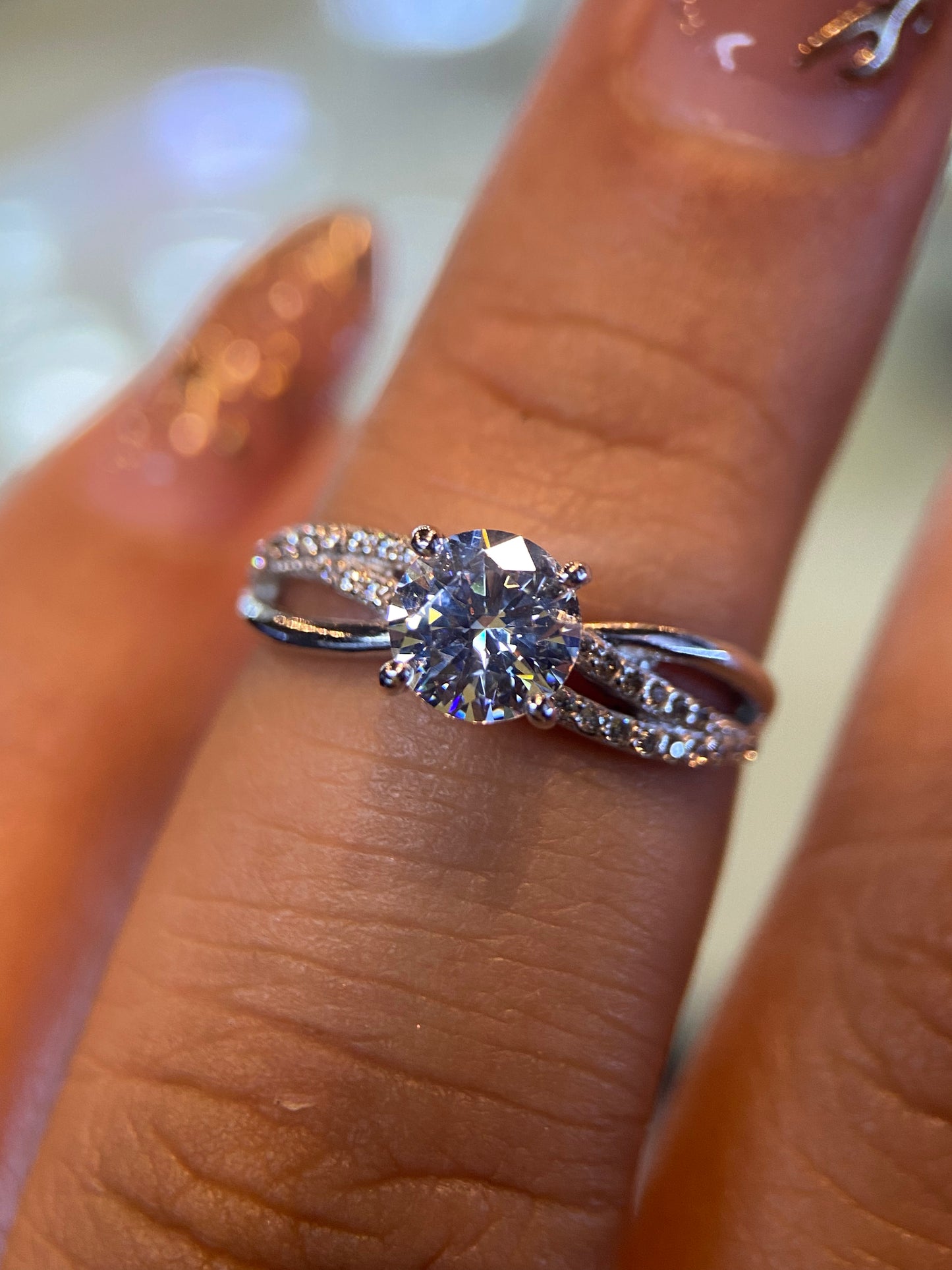 Anillo de compromiso en oro