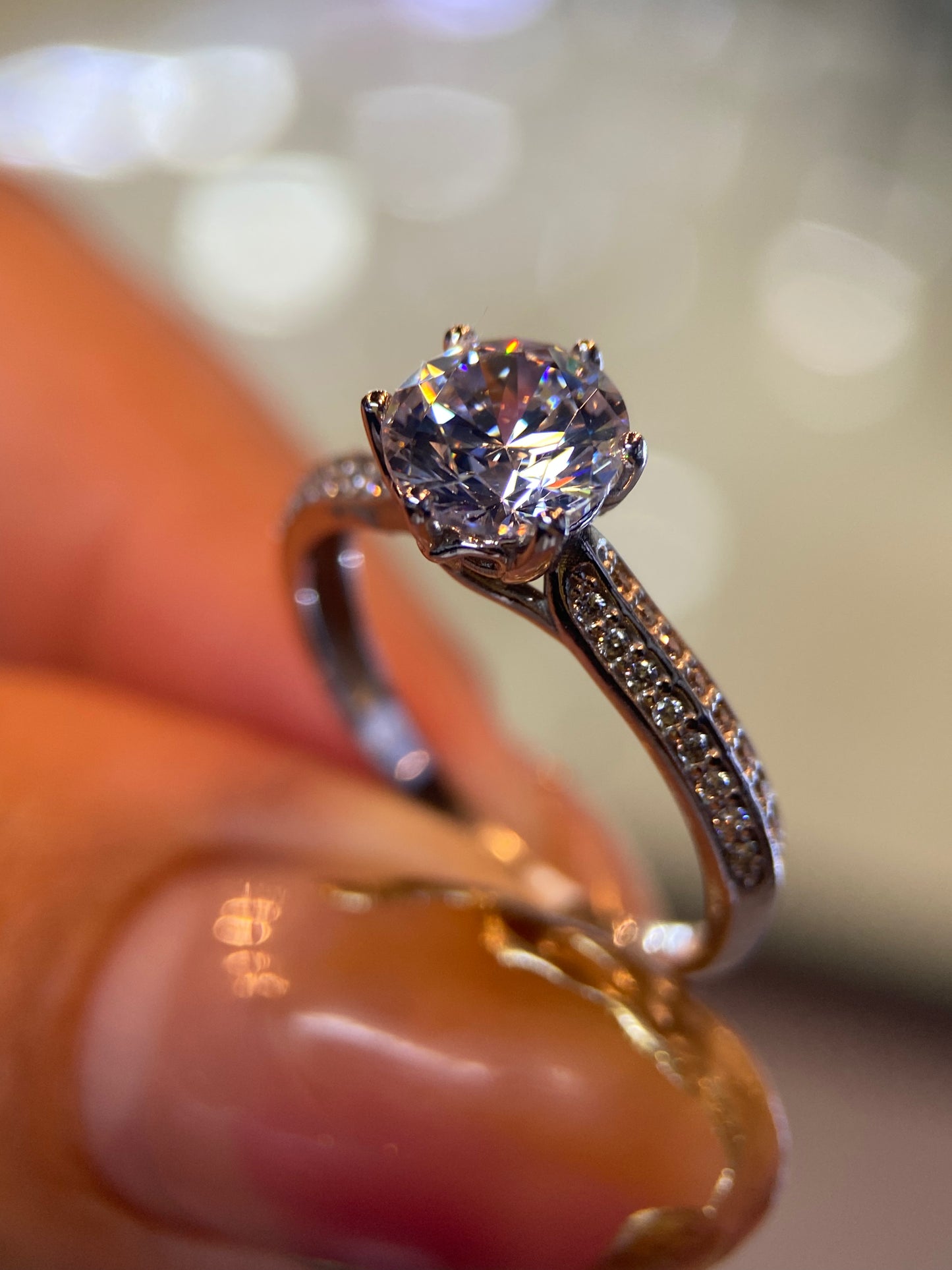 Anillo de compromiso en oro