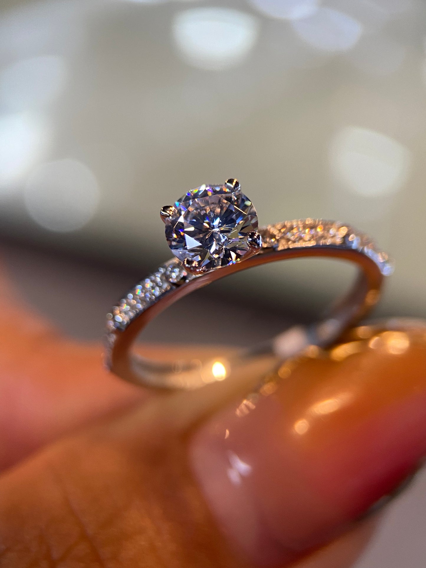 Anillo de compromiso en oro