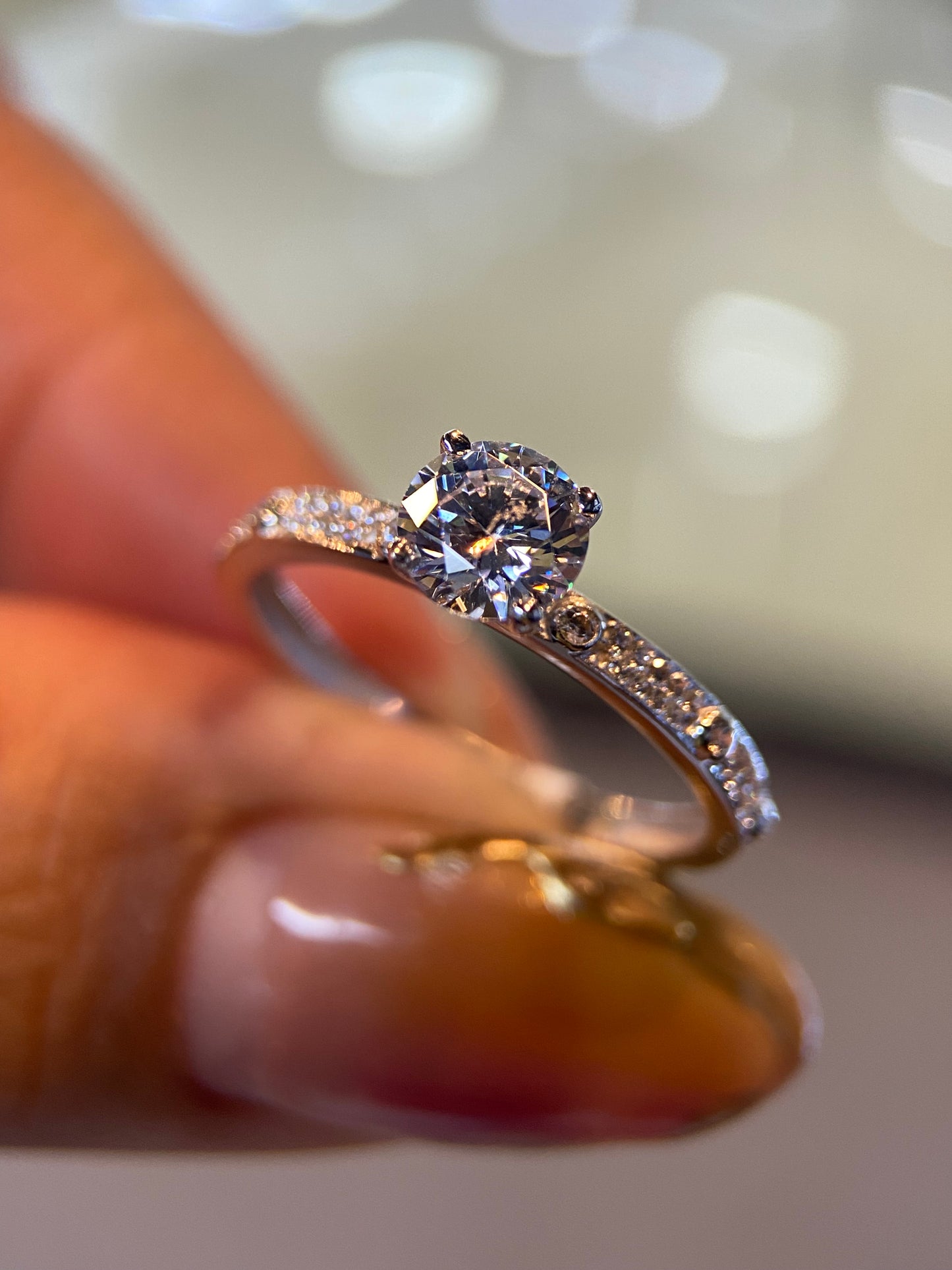 Anillo de compromiso en oro