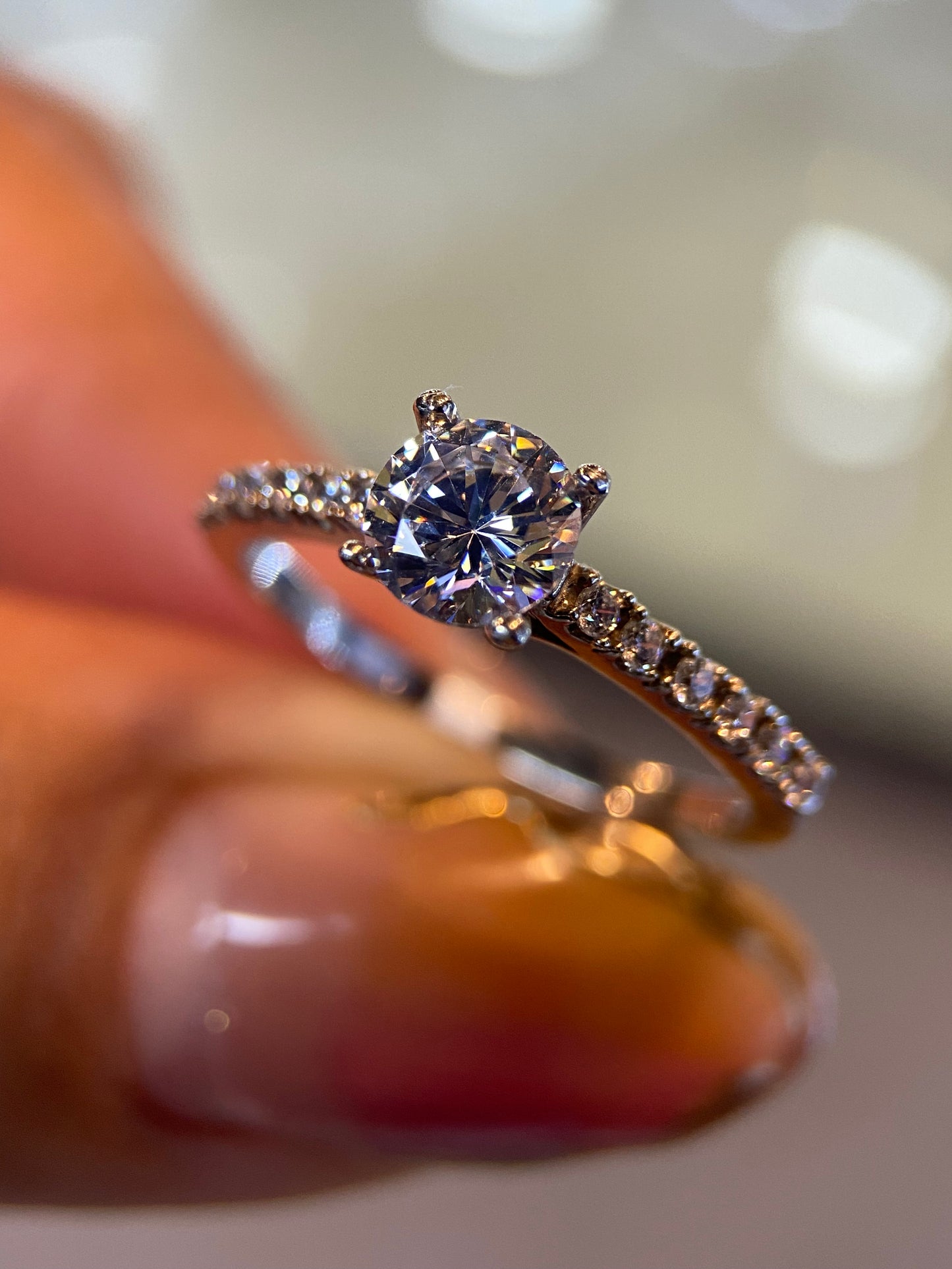 Anillo de compromiso en oro