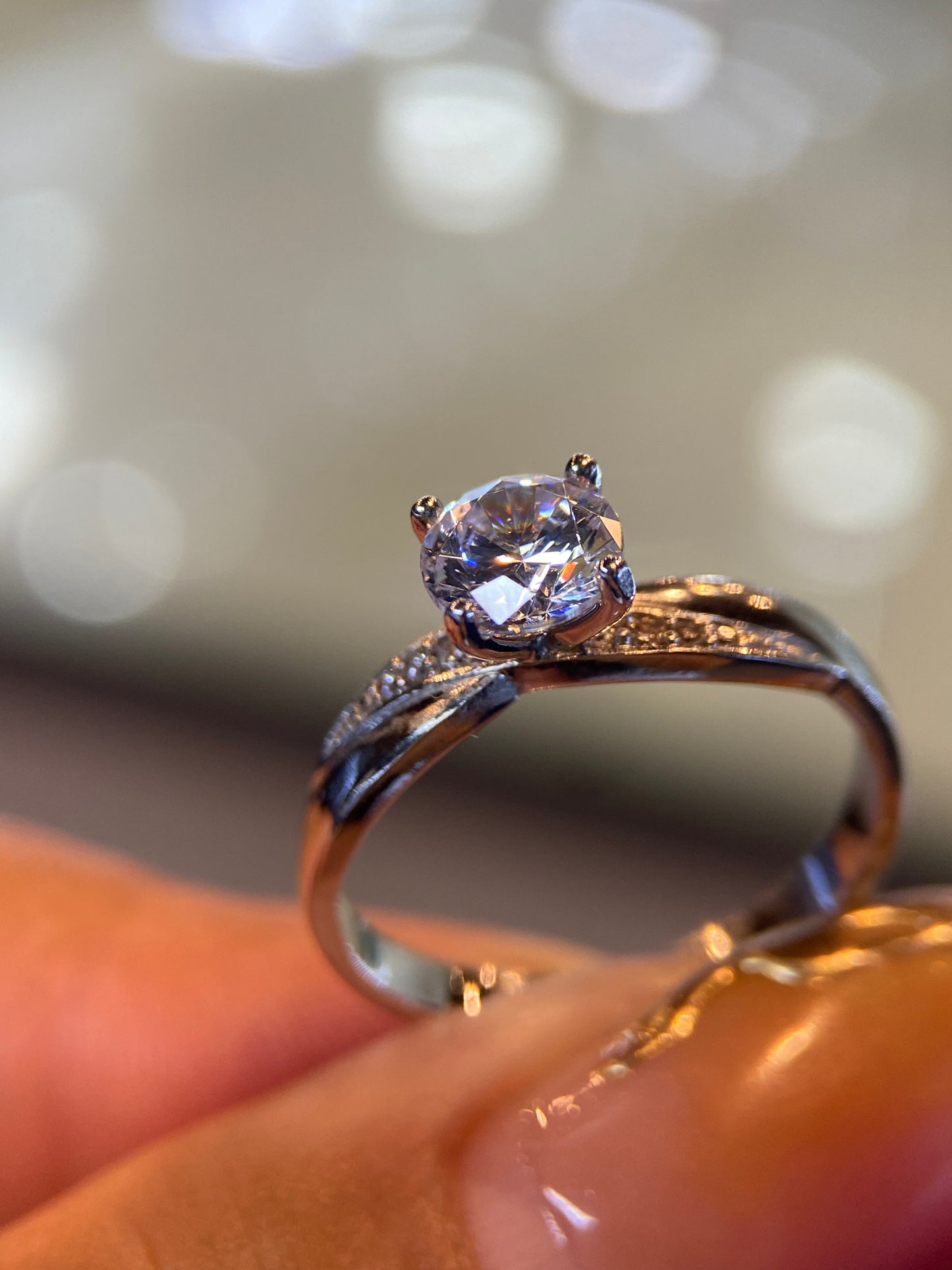 Anillo de compromiso en oro