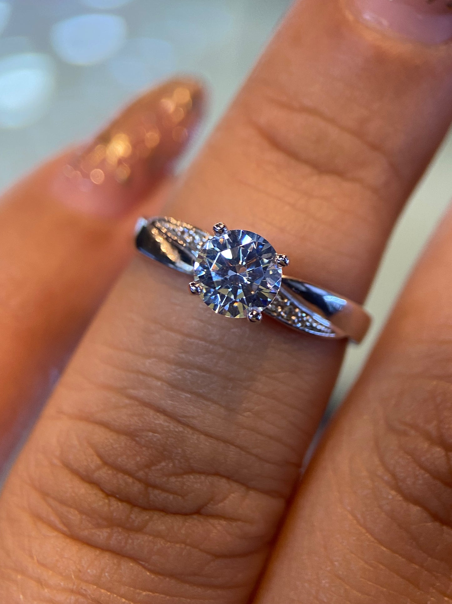 Anillo de compromiso en oro