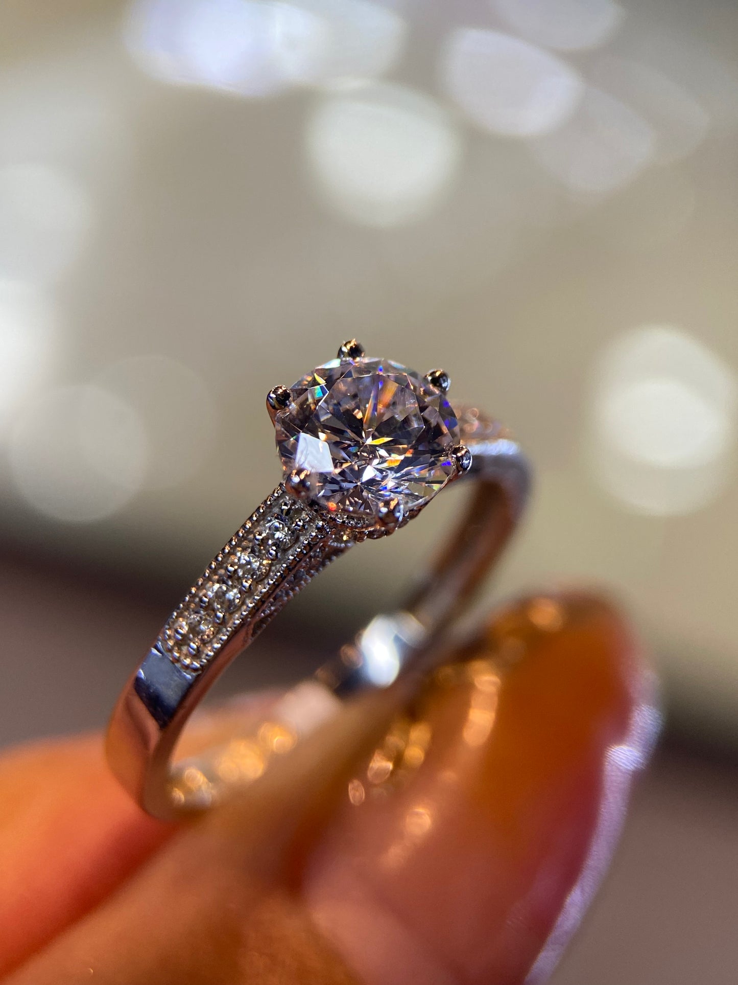 Anillo de compromiso en oro