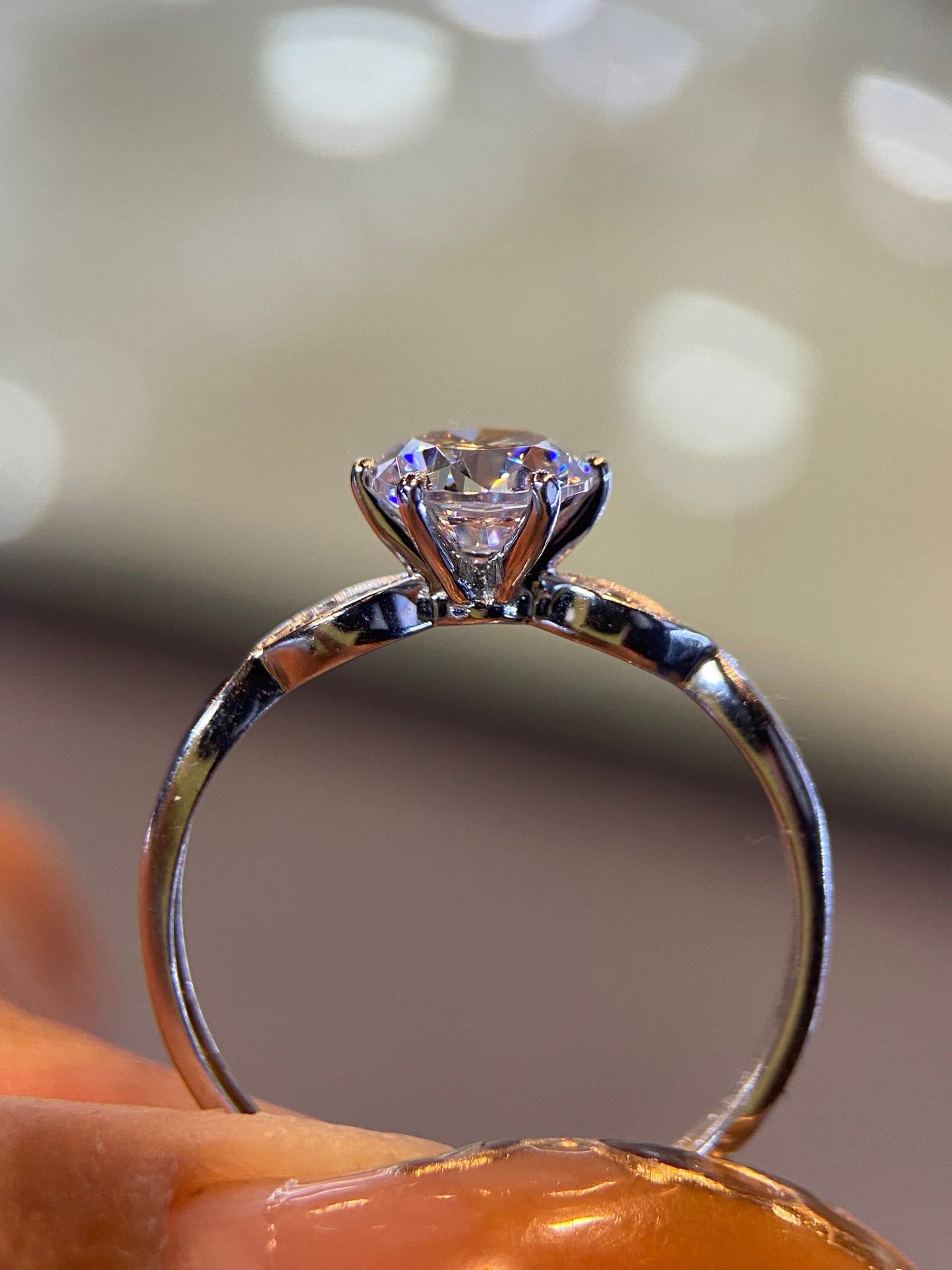 Anillo de compromiso en oro