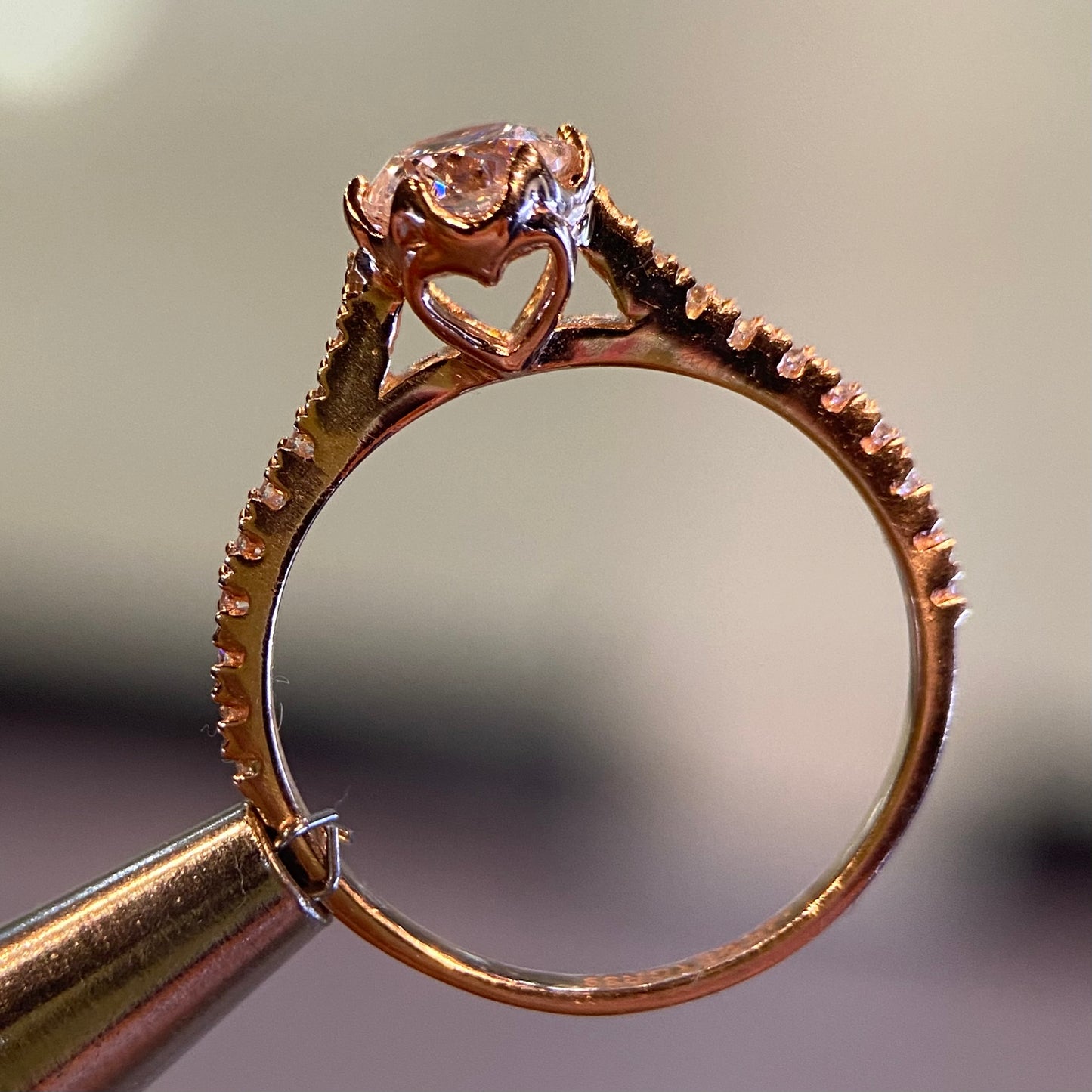Anillo de compromiso en oro