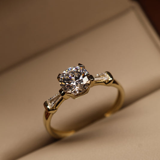 Anillo en Oro Amarillo 14k con Circonia Mod. 15889