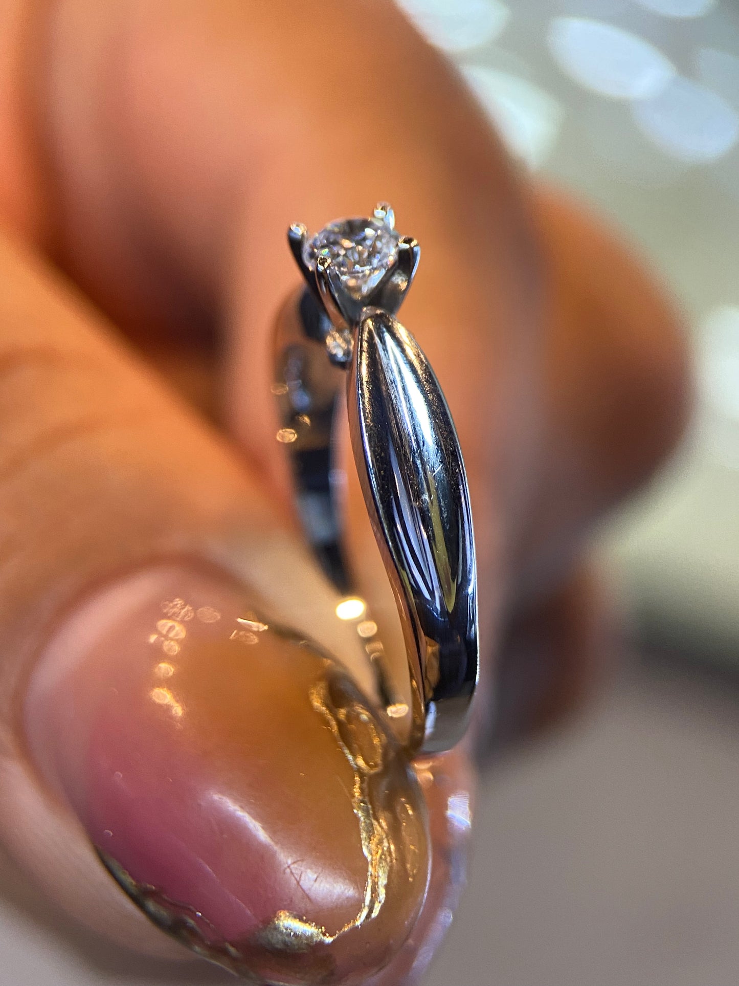 Anillo de compromiso en oro