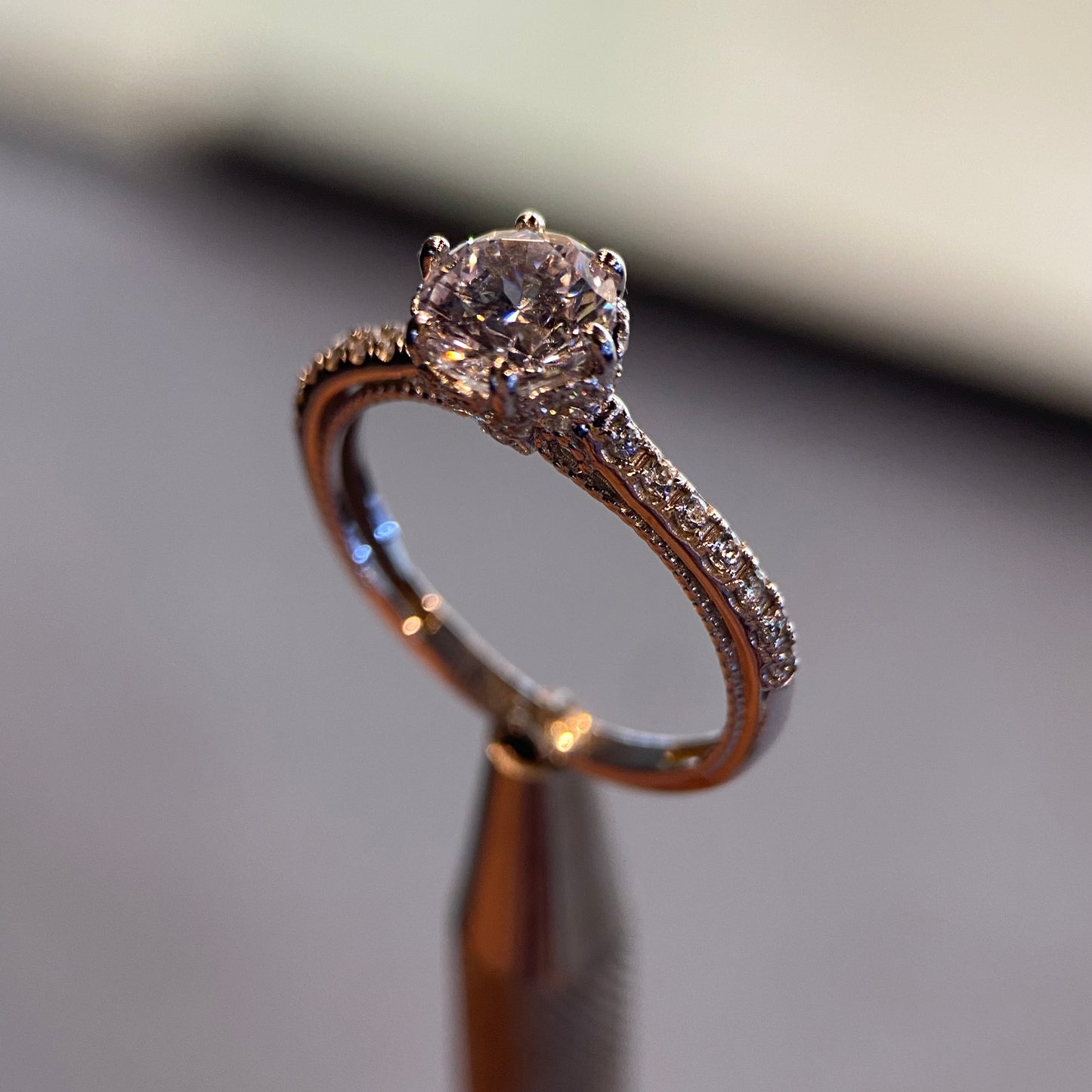 Anillo de compromiso en oro
