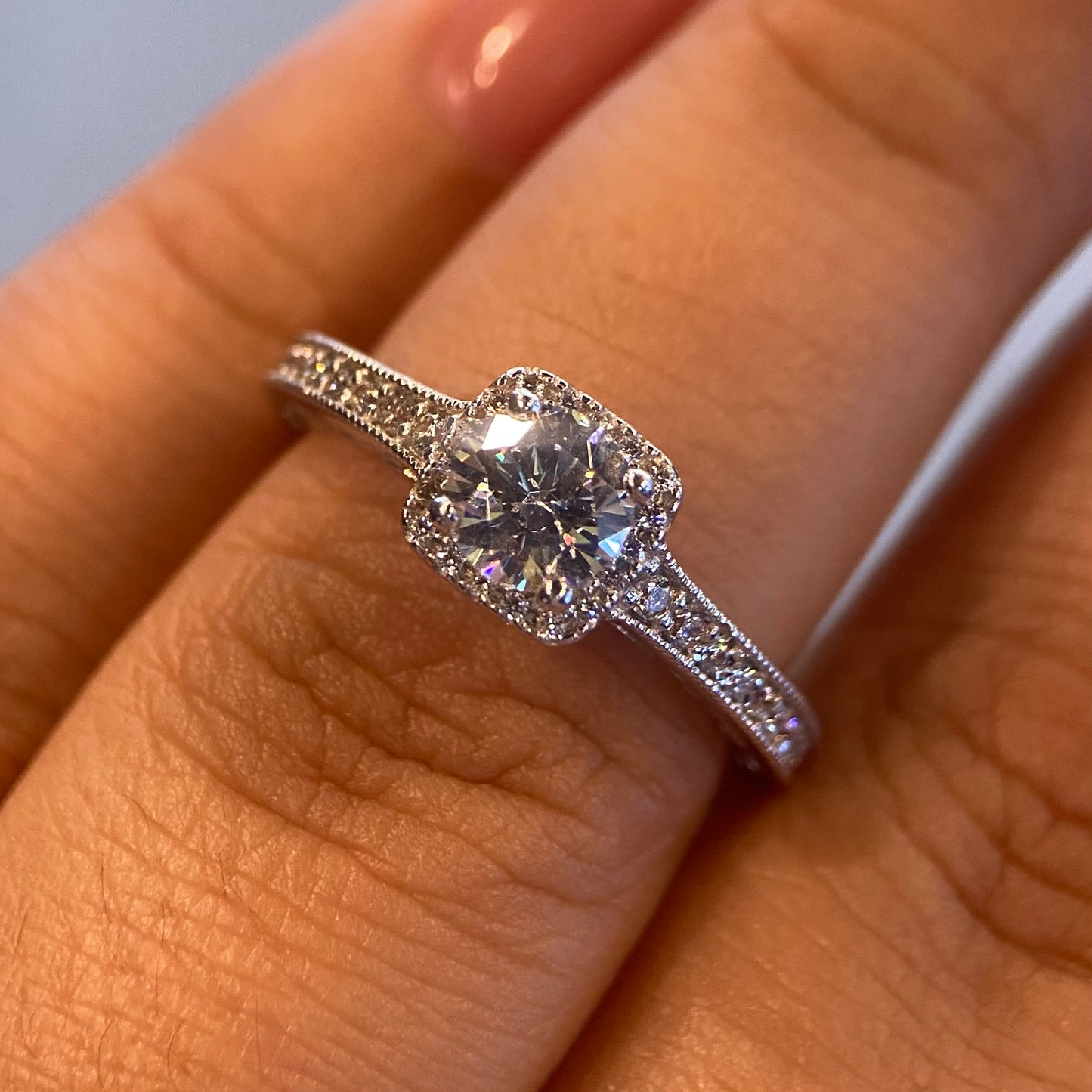Anillo de compromiso en oro
