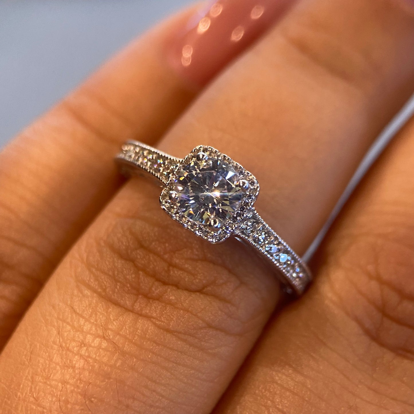 Anillo de compromiso en oro