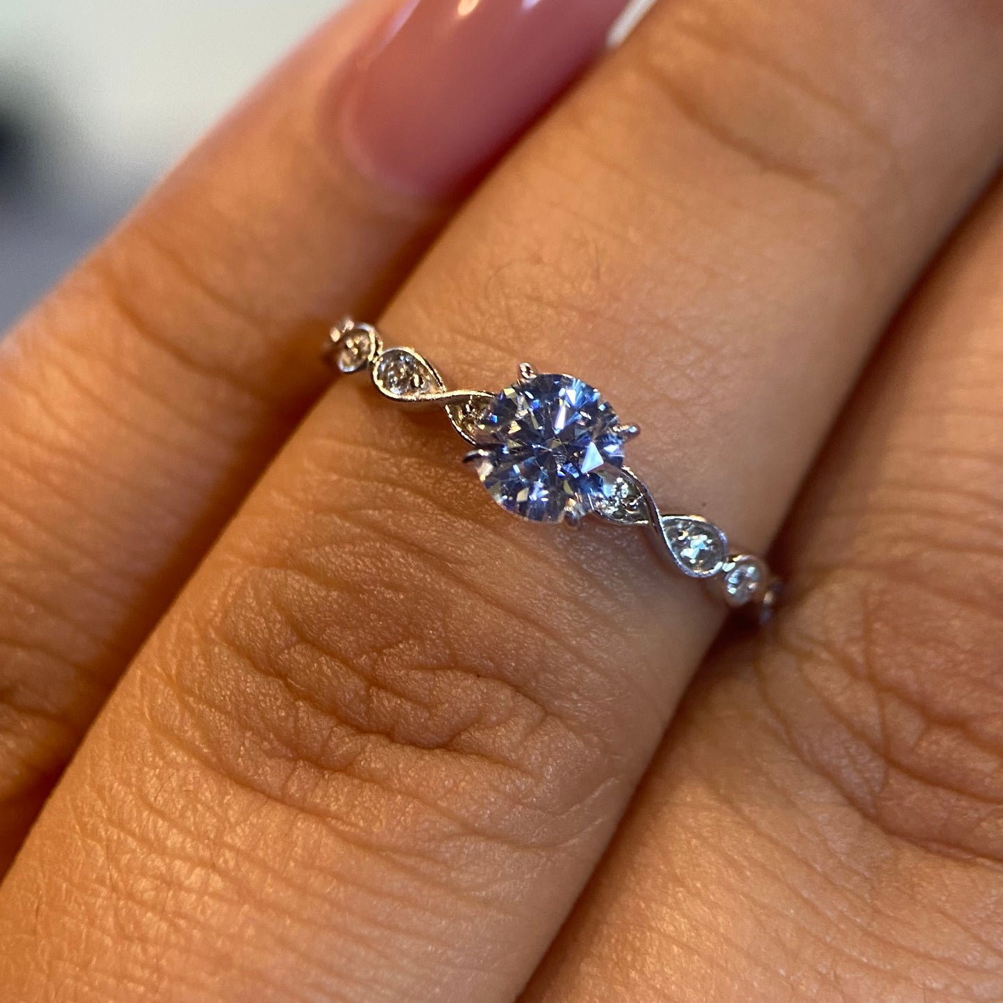 Anillo de compromiso en oro