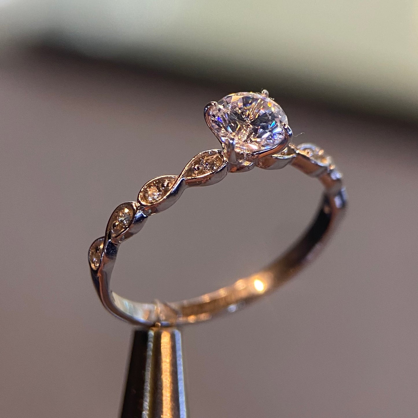 Anillo de compromiso en oro