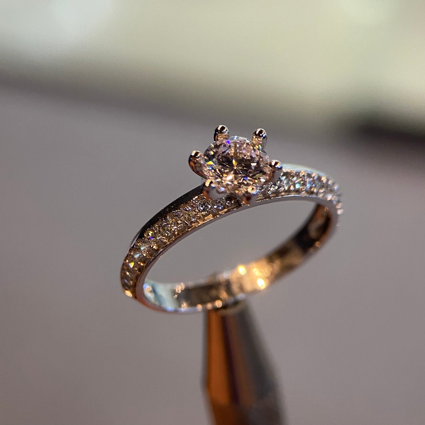 Anillo de compromiso en oro