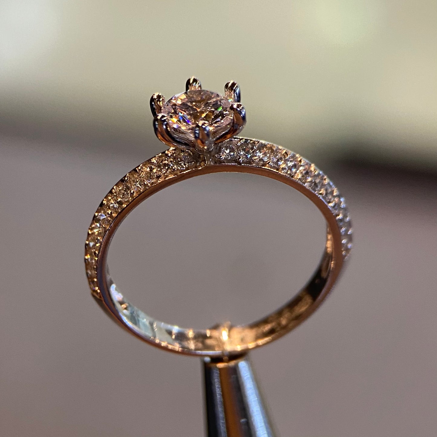 Anillo de compromiso en oro