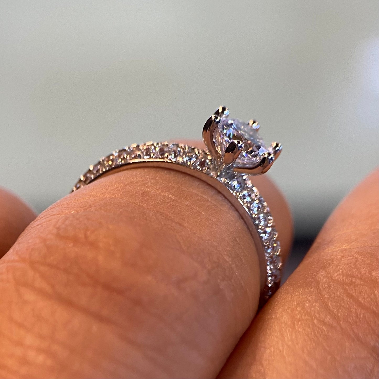 Anillo de compromiso en oro