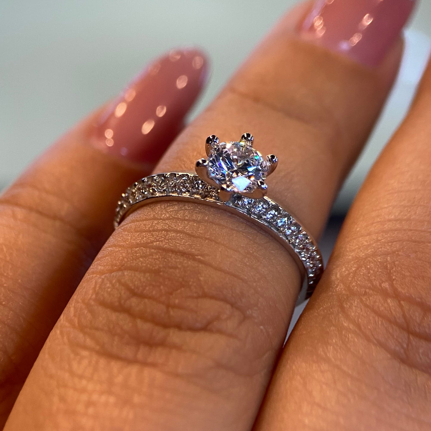 Anillo de compromiso en oro