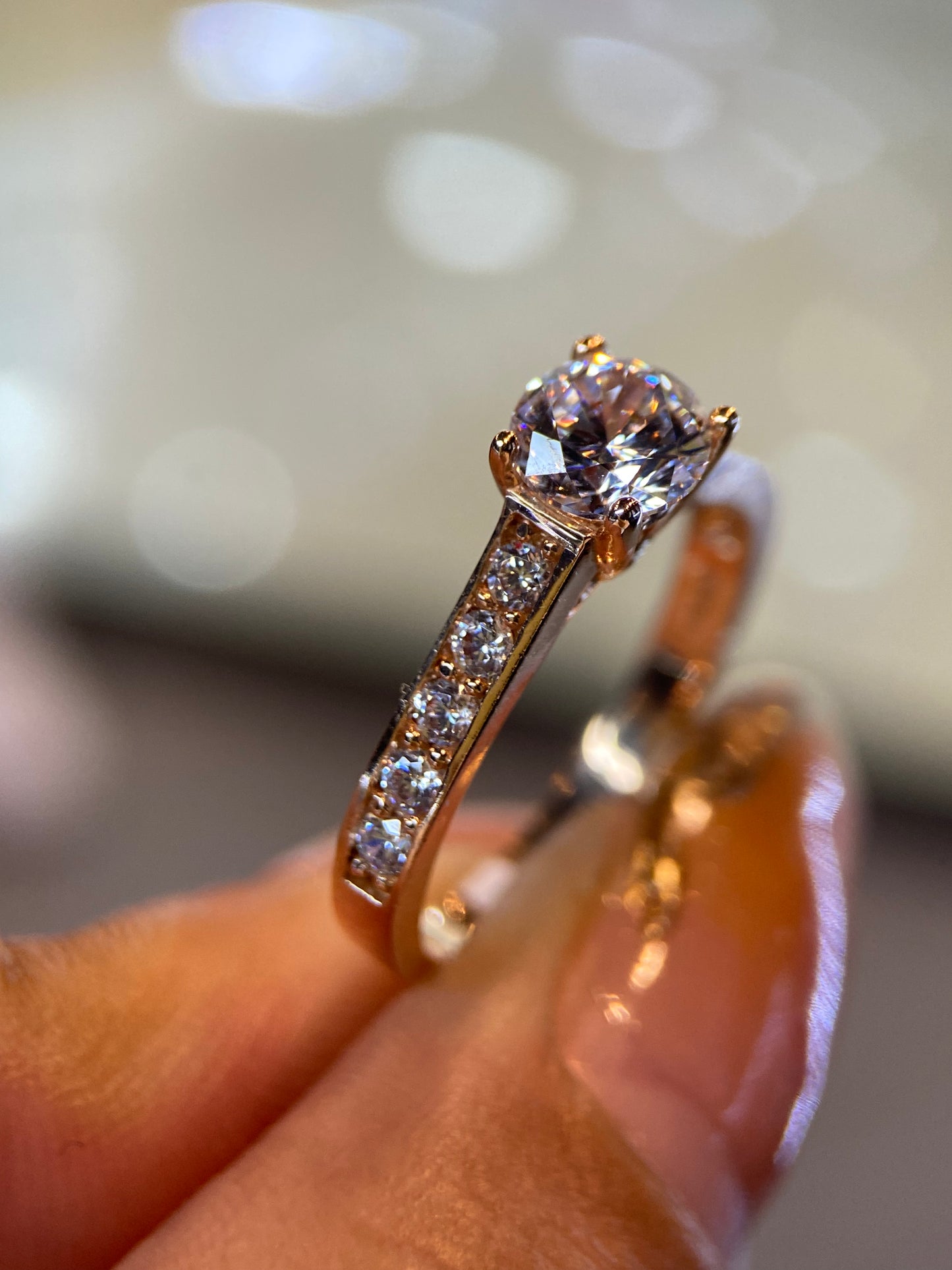 Anillo de compromiso en oro