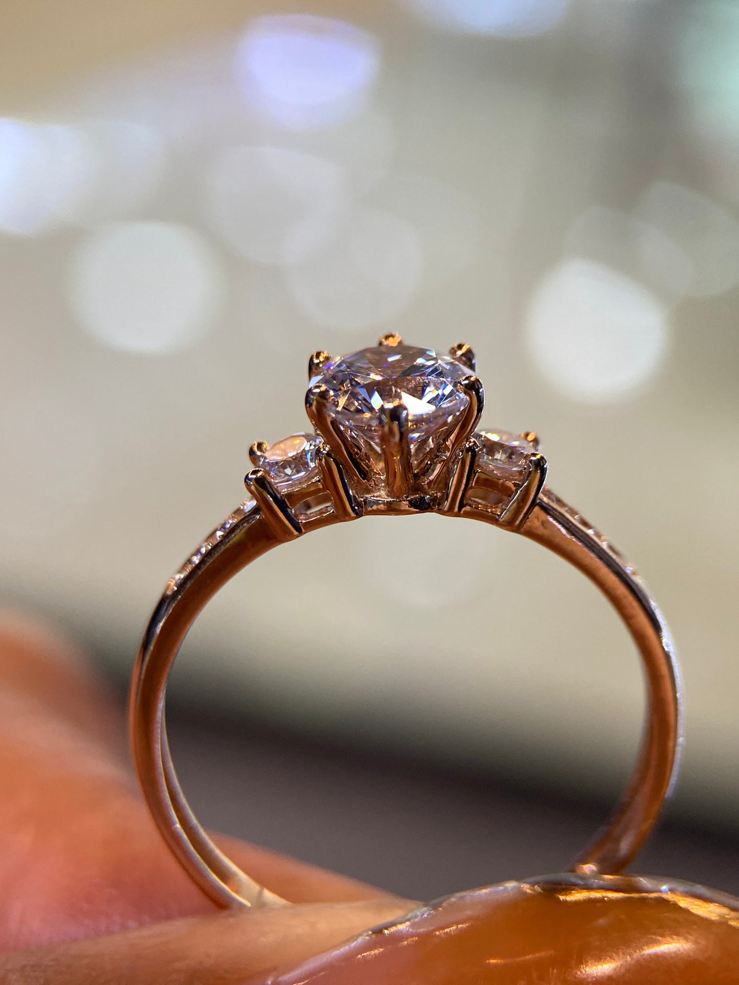 Anillo de compromiso en oro