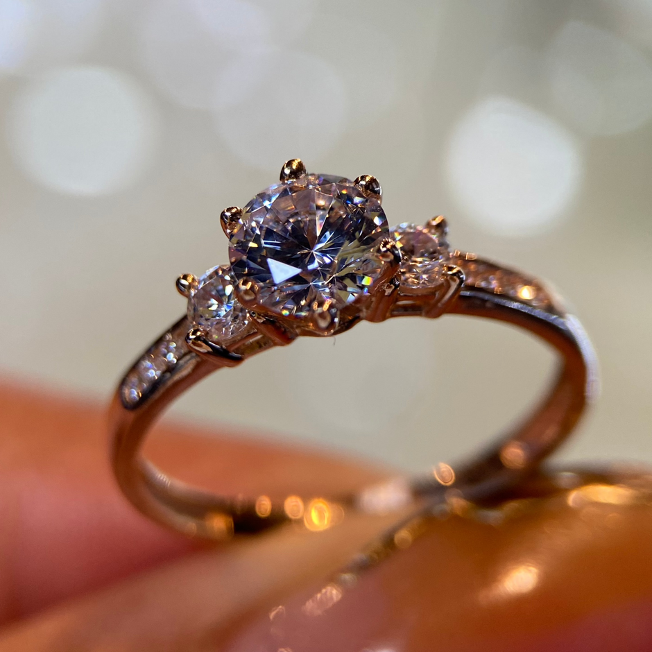 Anillo de compromiso en oro