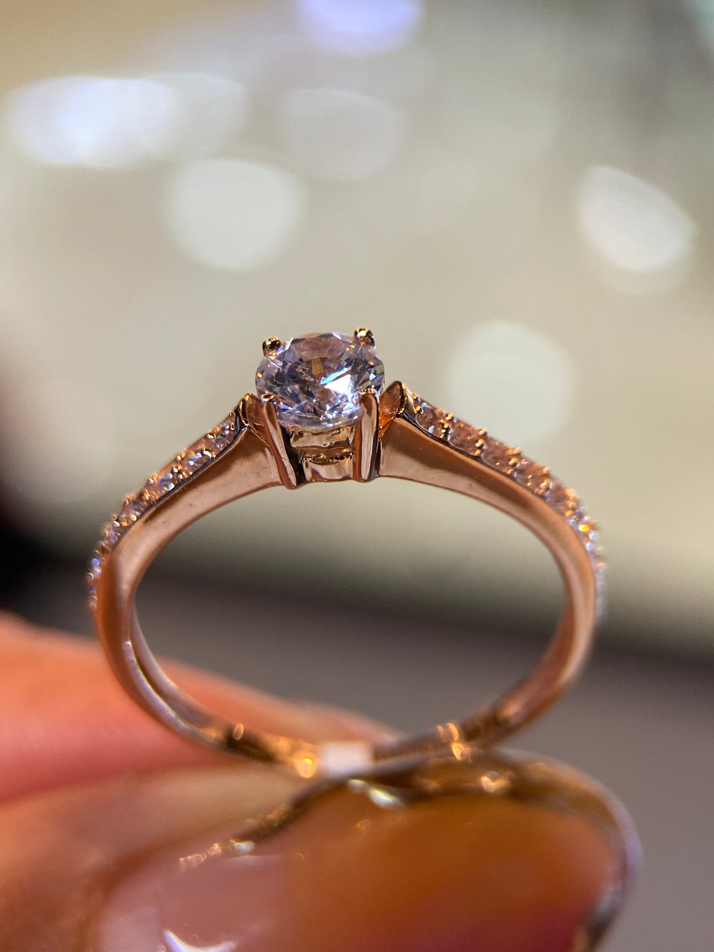 Anillo de compromiso en oro