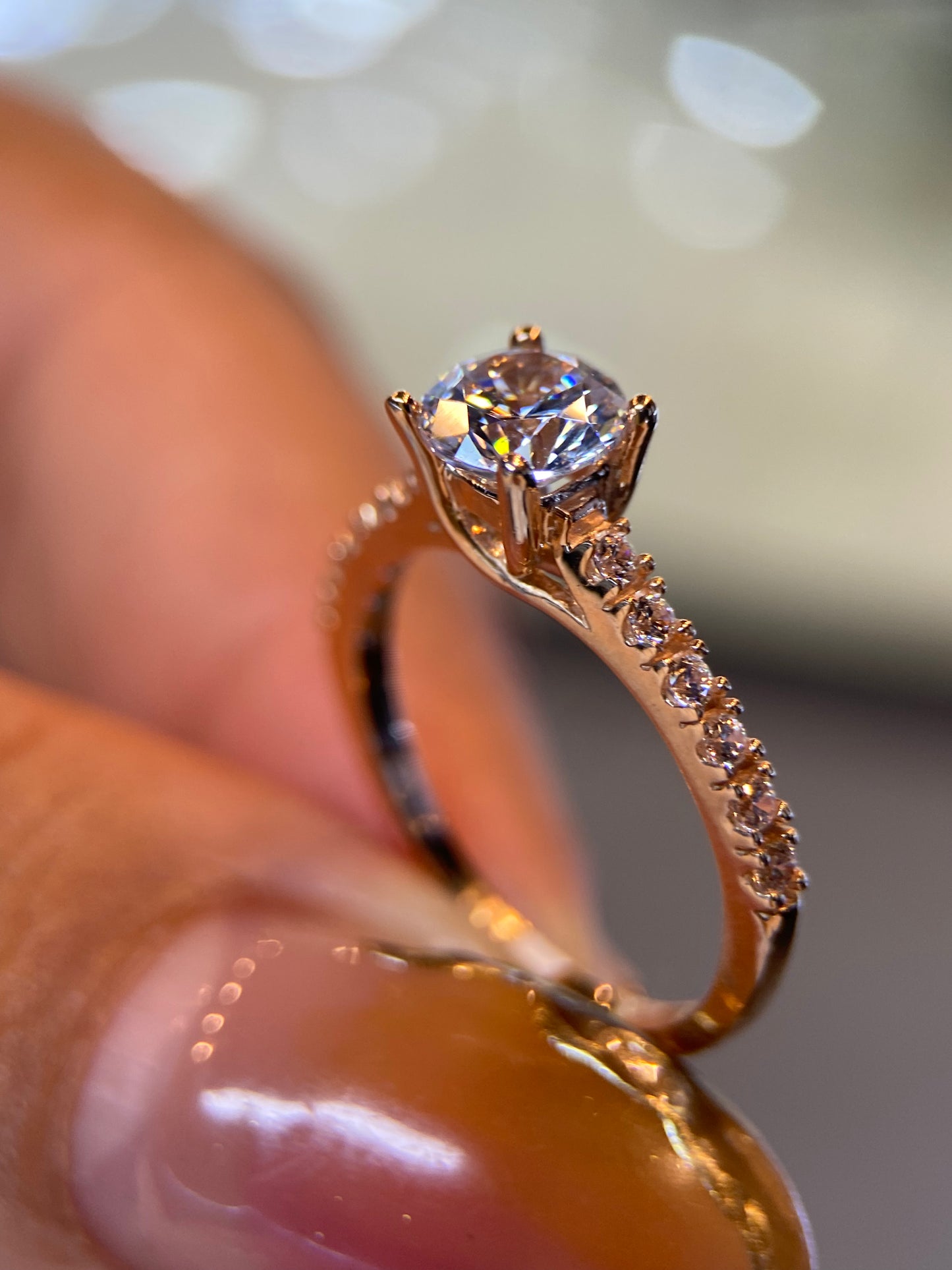 Anillo de compromiso en oro