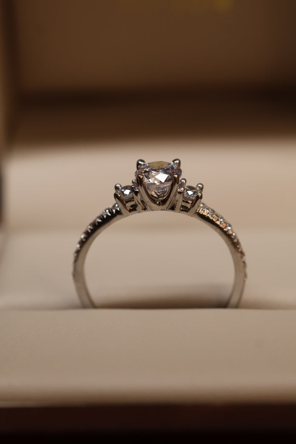 Anillo Saturno en Oro