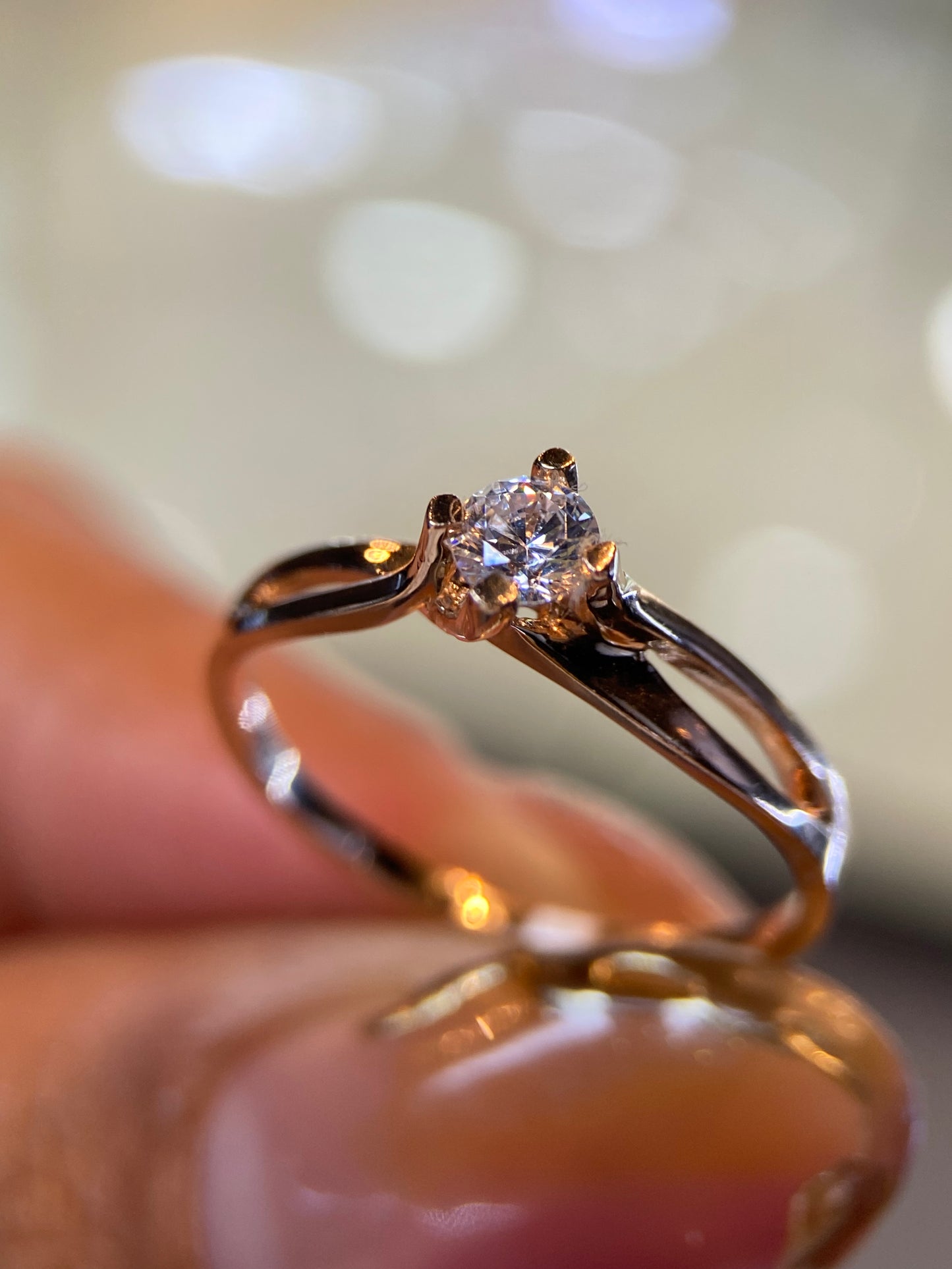 Anillo de compromiso en oro