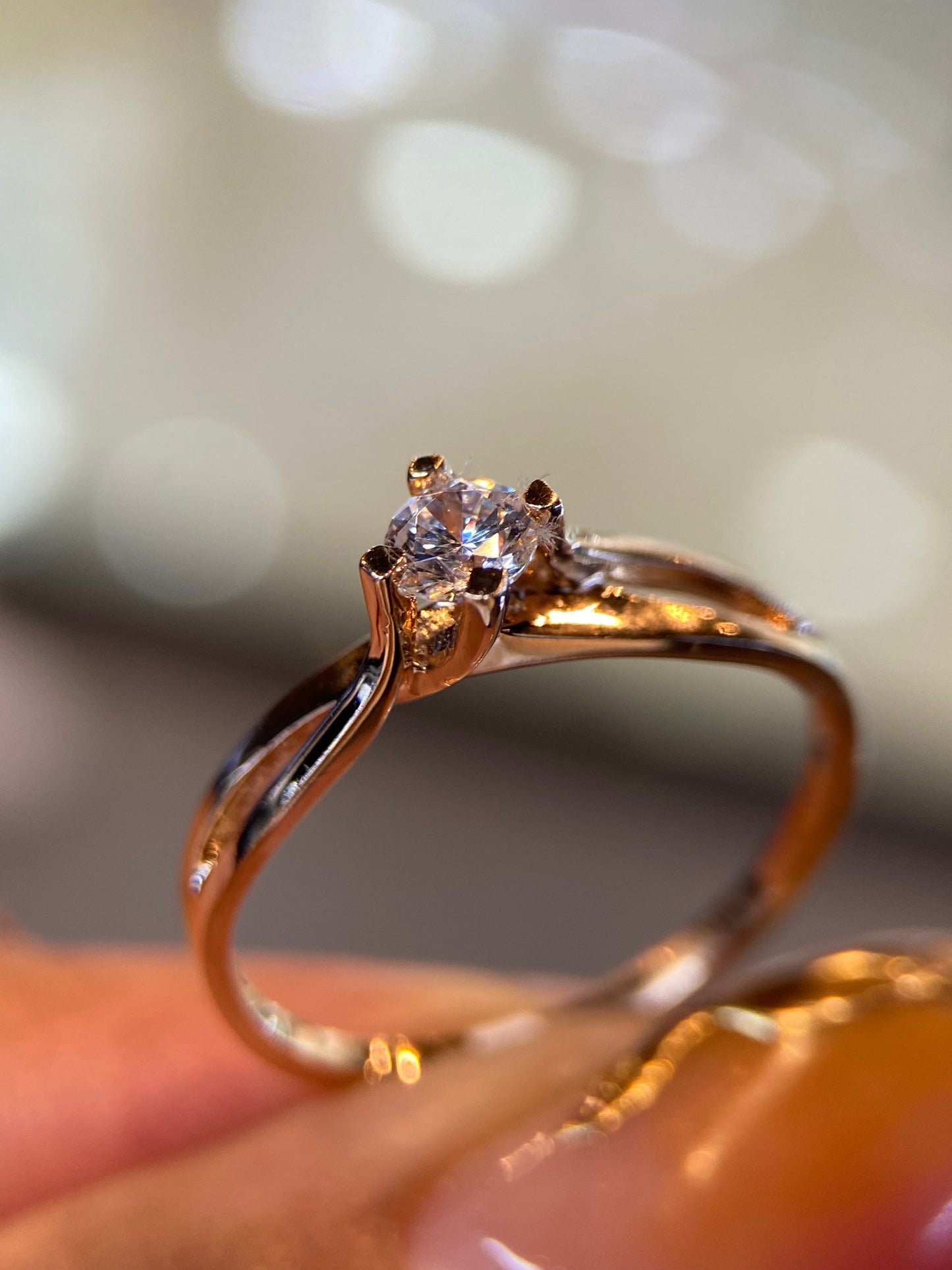 Anillo de compromiso en oro