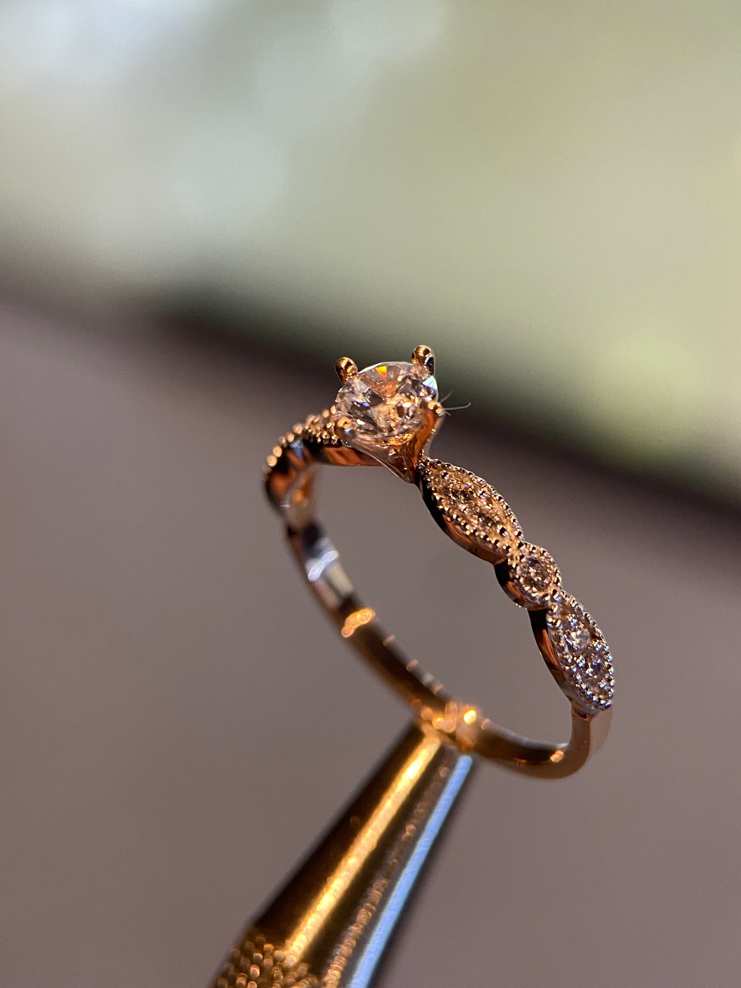 Anillo de compromiso en oro
