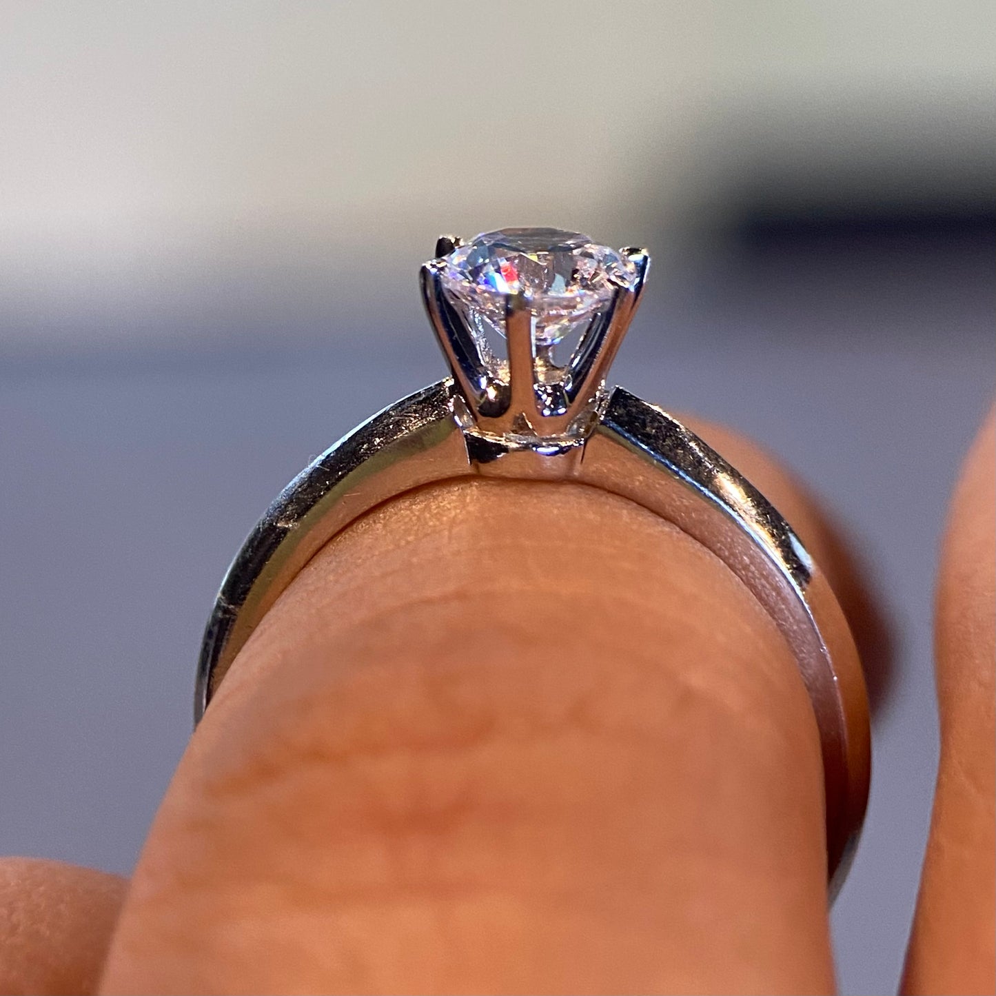 Anillo de compromiso en oro