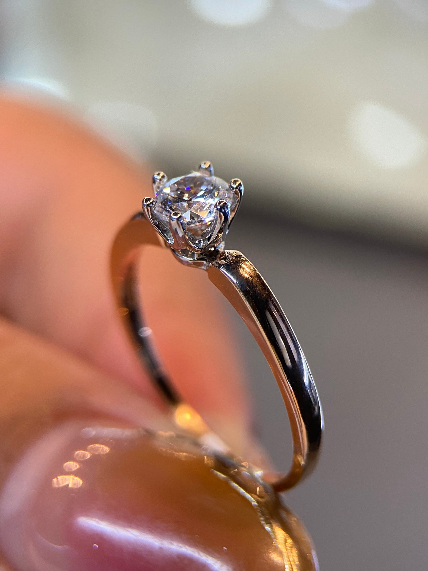 Anillo de compromiso en oro