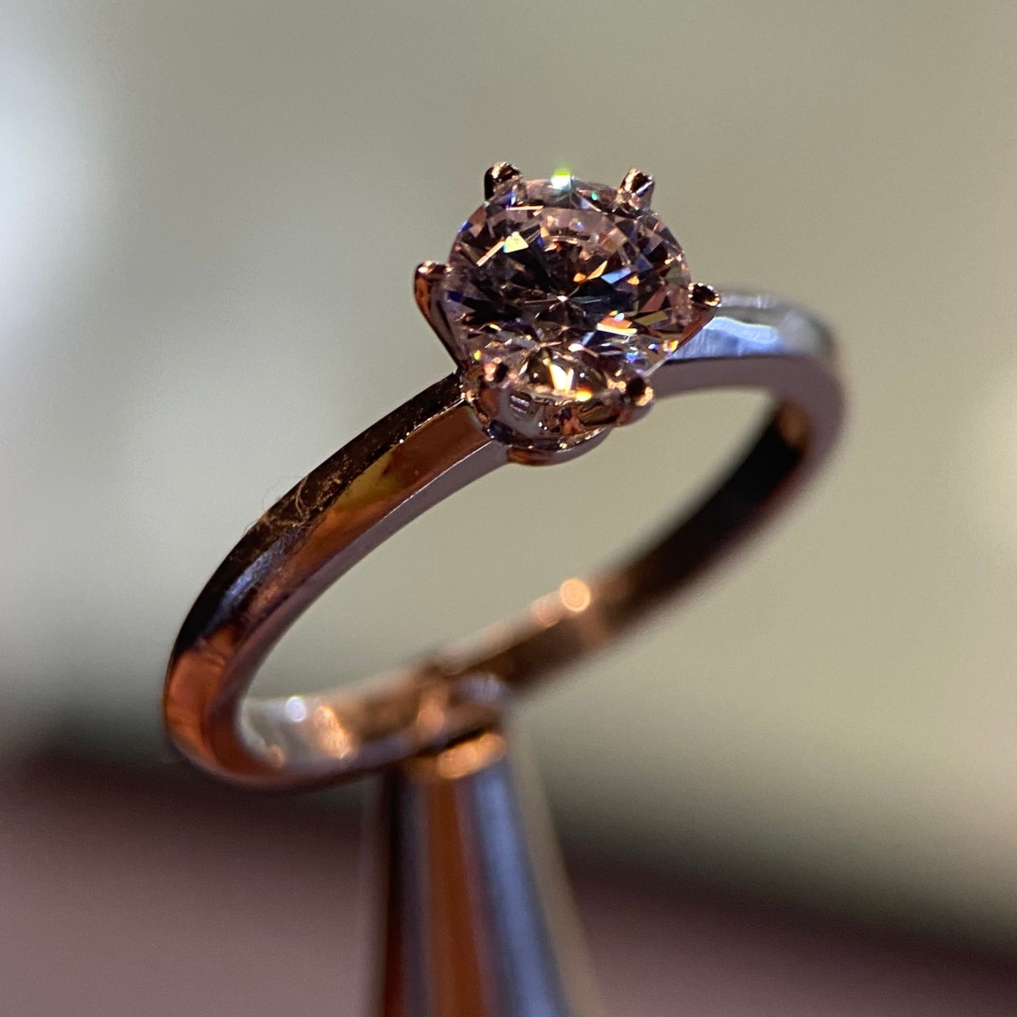 Anillo de compromiso en oro