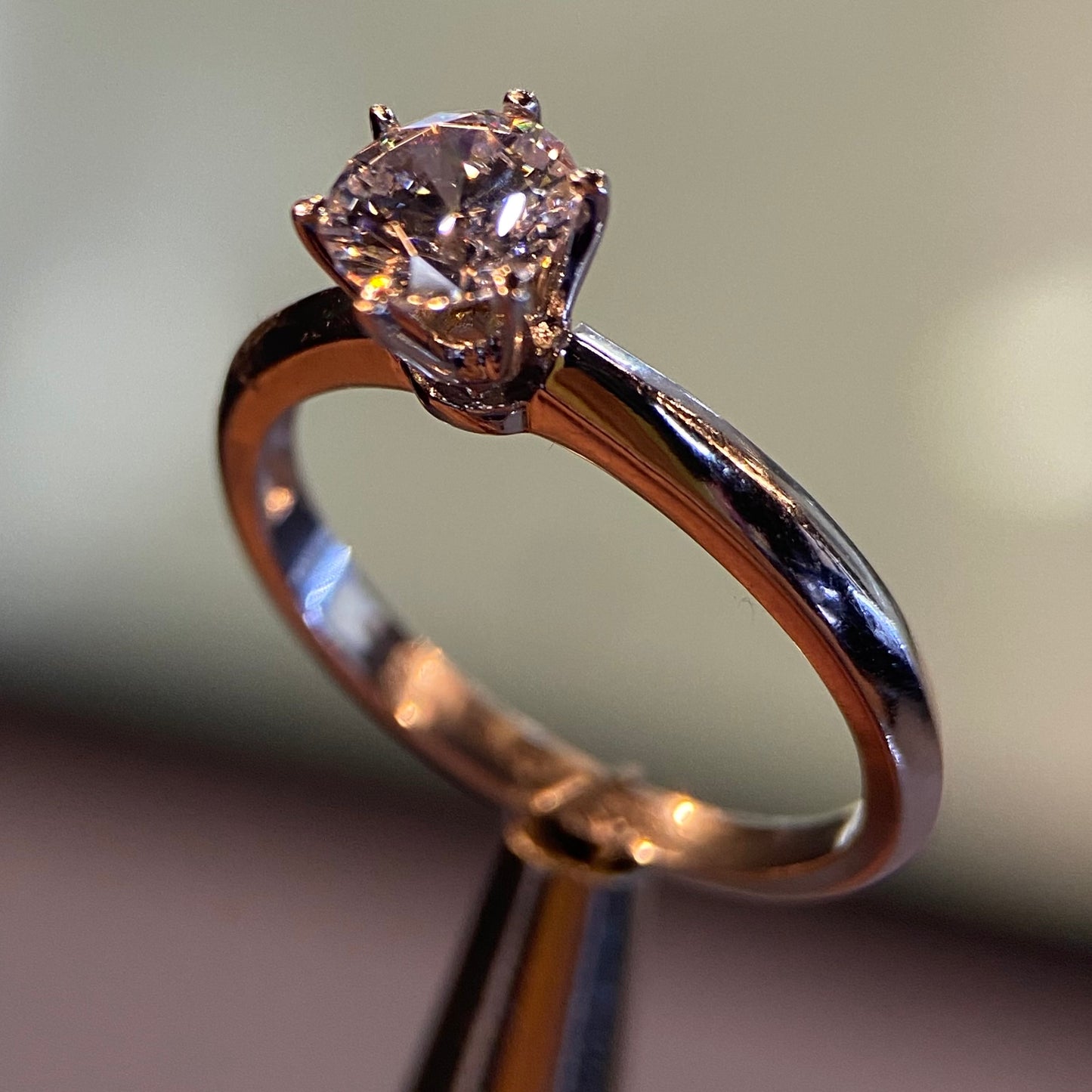 Anillo de compromiso en oro